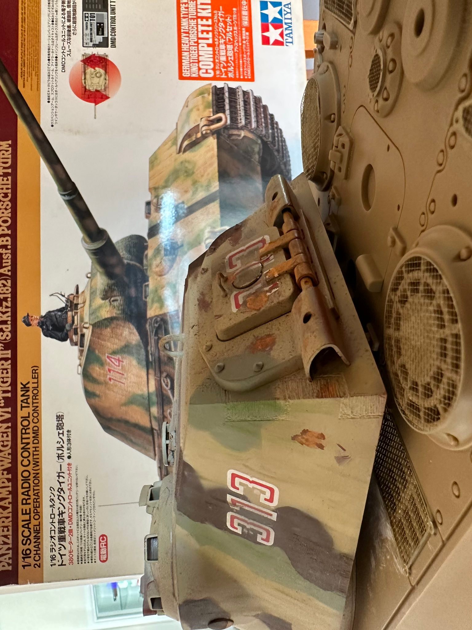Building Tamiya King Tiger 1/16 RC tank kit