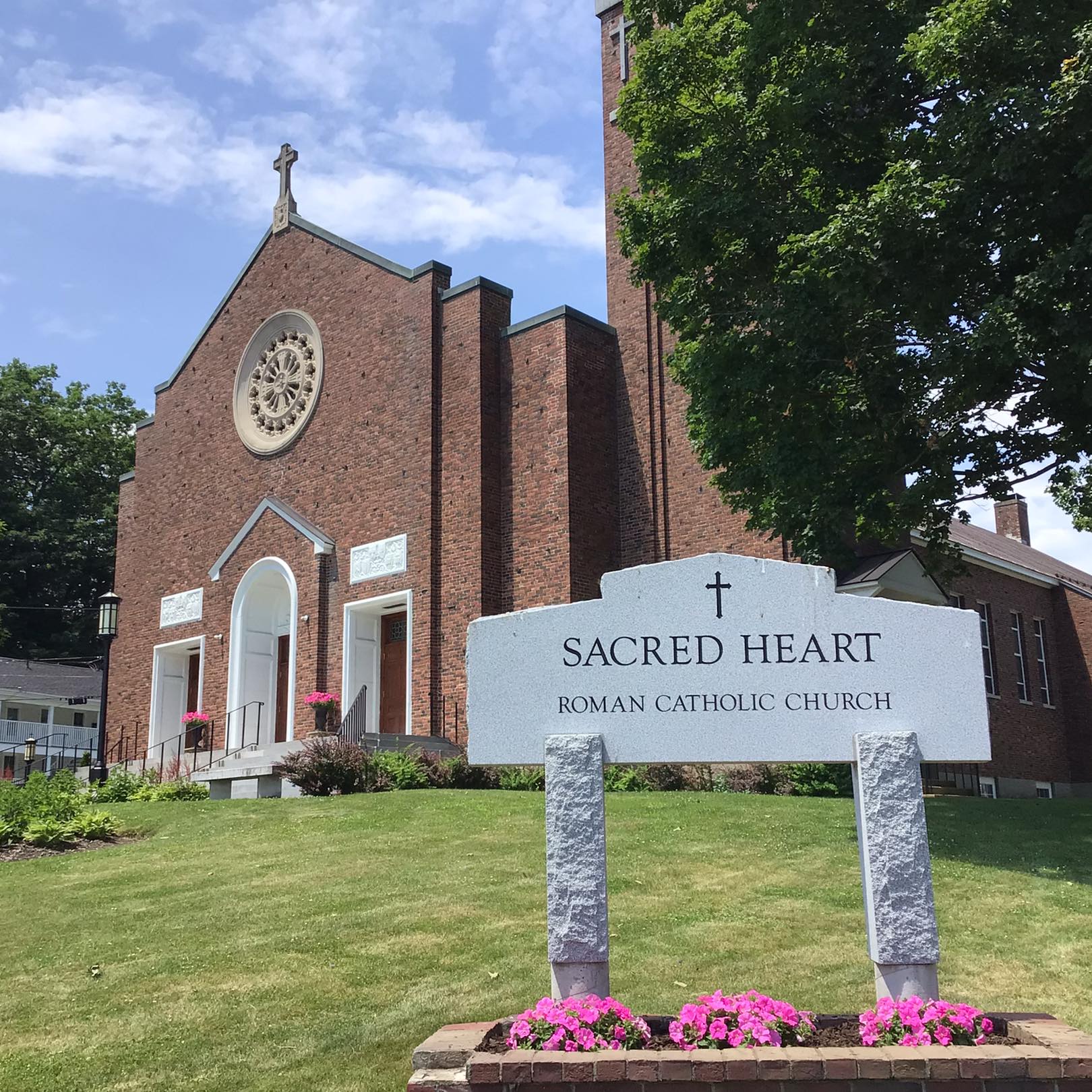 Please note that on... - Sacred Heart Church, Lebanon, NH | Facebook