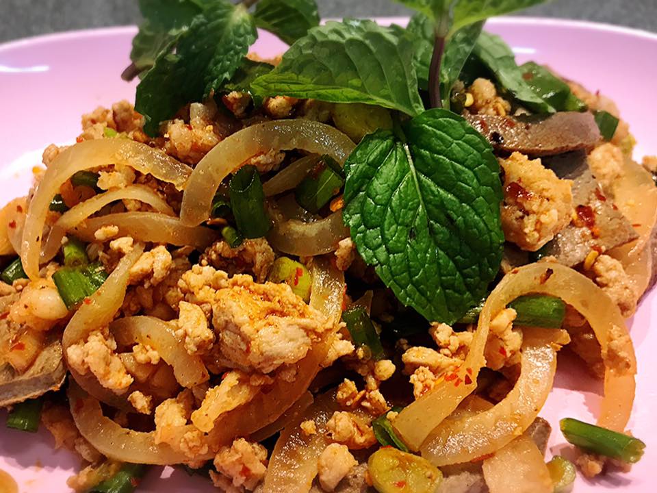 ร้านอาหาร ลาบปาก รสเด็ด ถนนหน้าเมือง ขอนแก่น | Khon Kaen