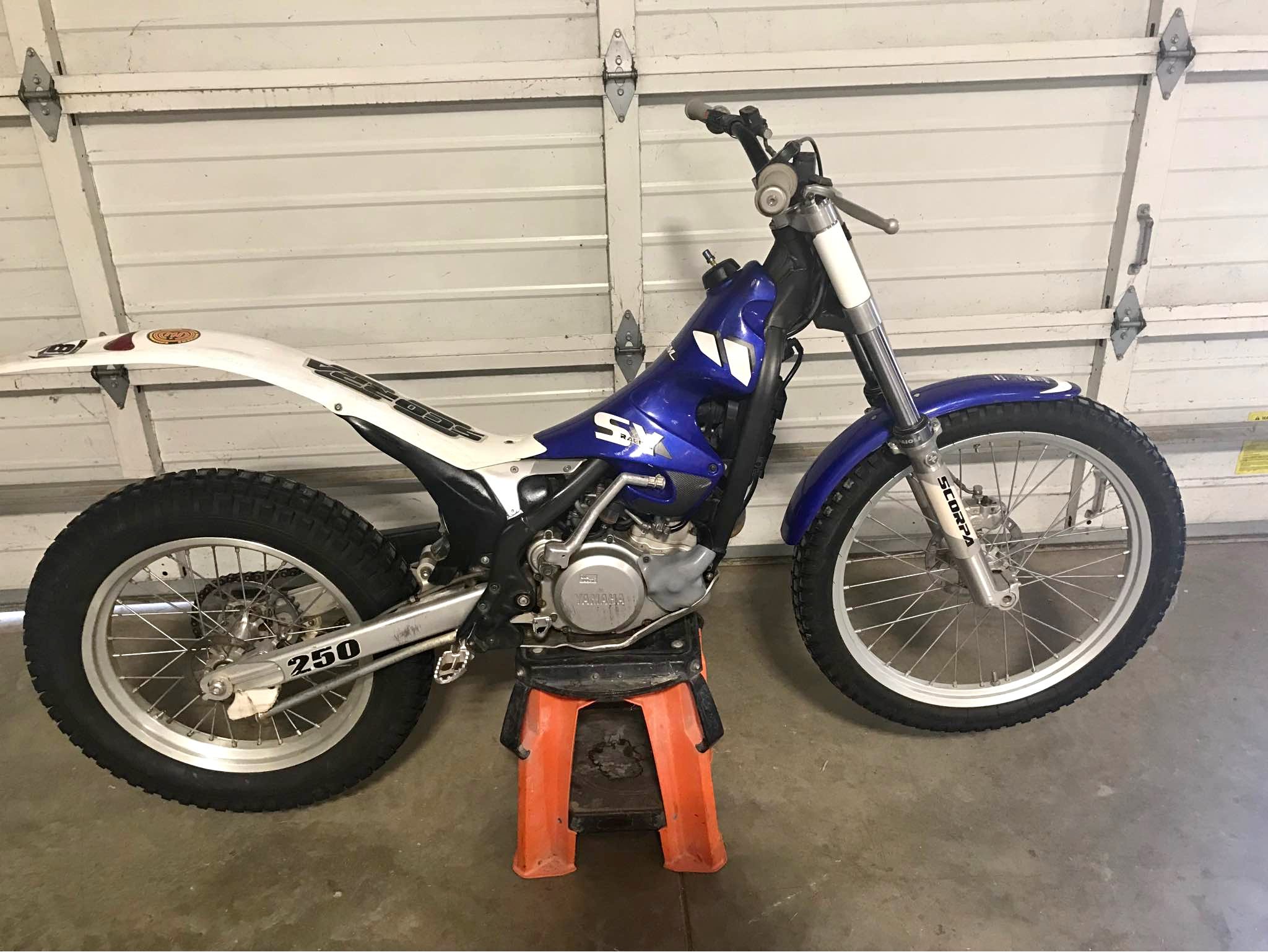 オートバイ車体 スコルパ SY250 トライアル TY250