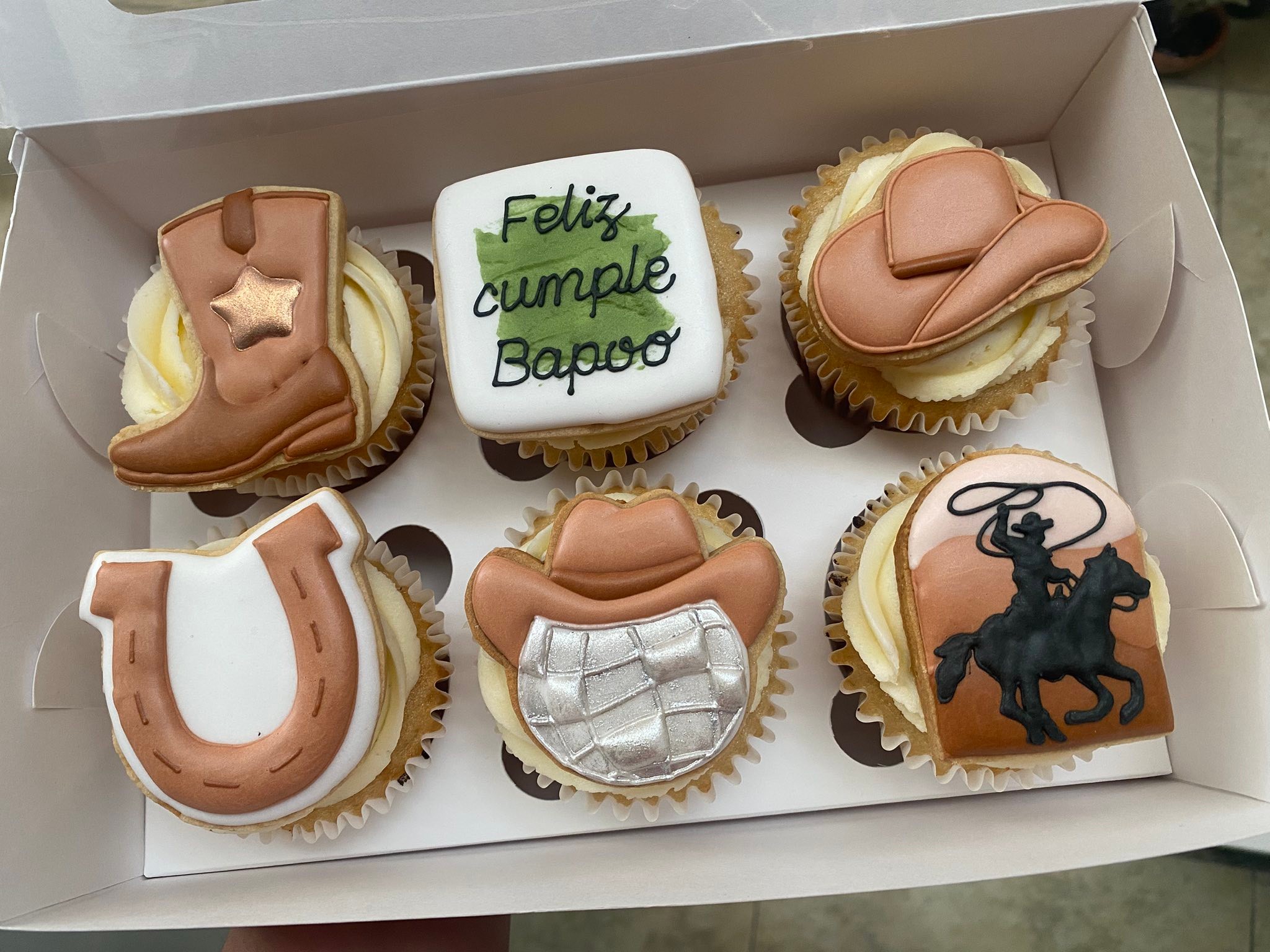 Lovely Cakes - Sonic cookies ¡Felicidades Ethan!... | Facebook
