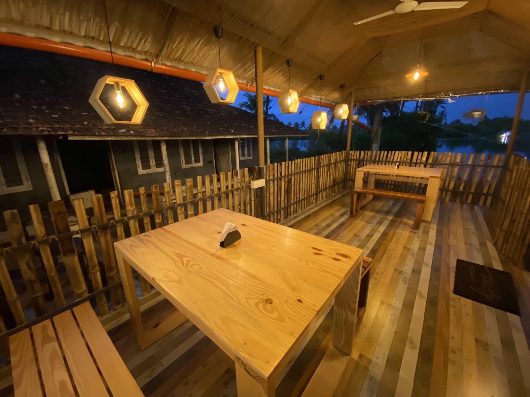 Varambu restaurant | Kochi