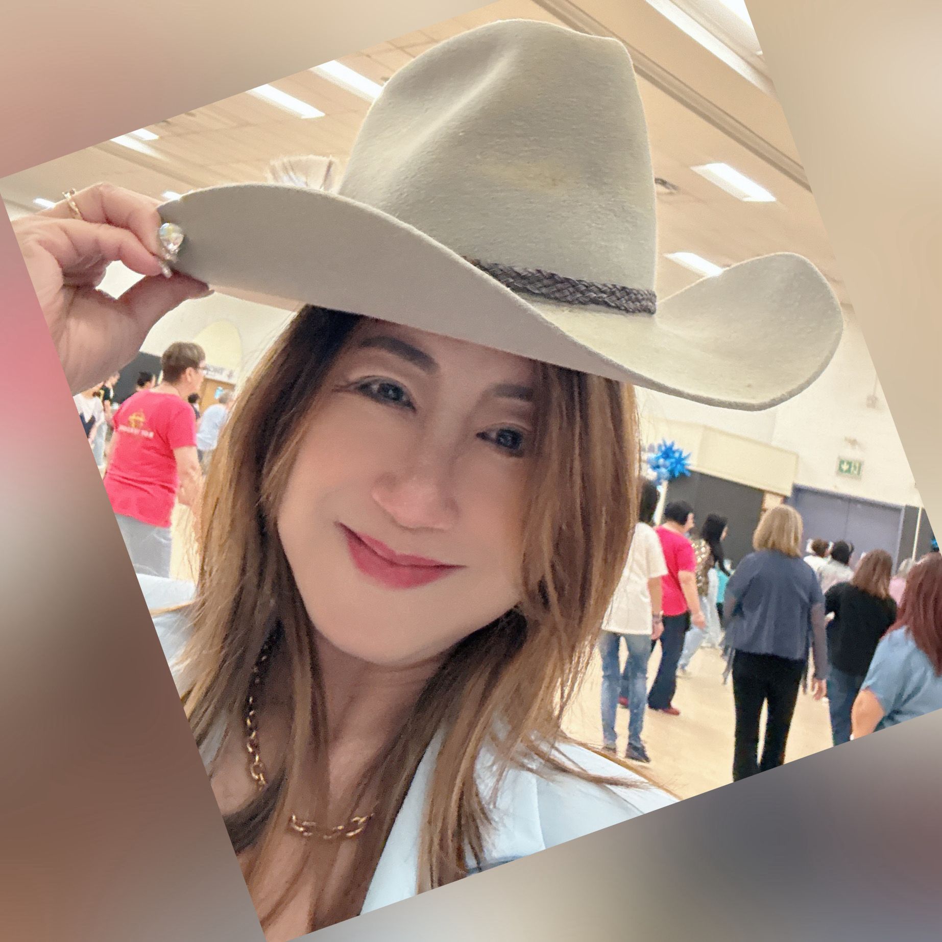 THE WORLD LINE DANCE NEWSLETTER, CAROL C. CRAVEN | Whoohoo, Living on a ...