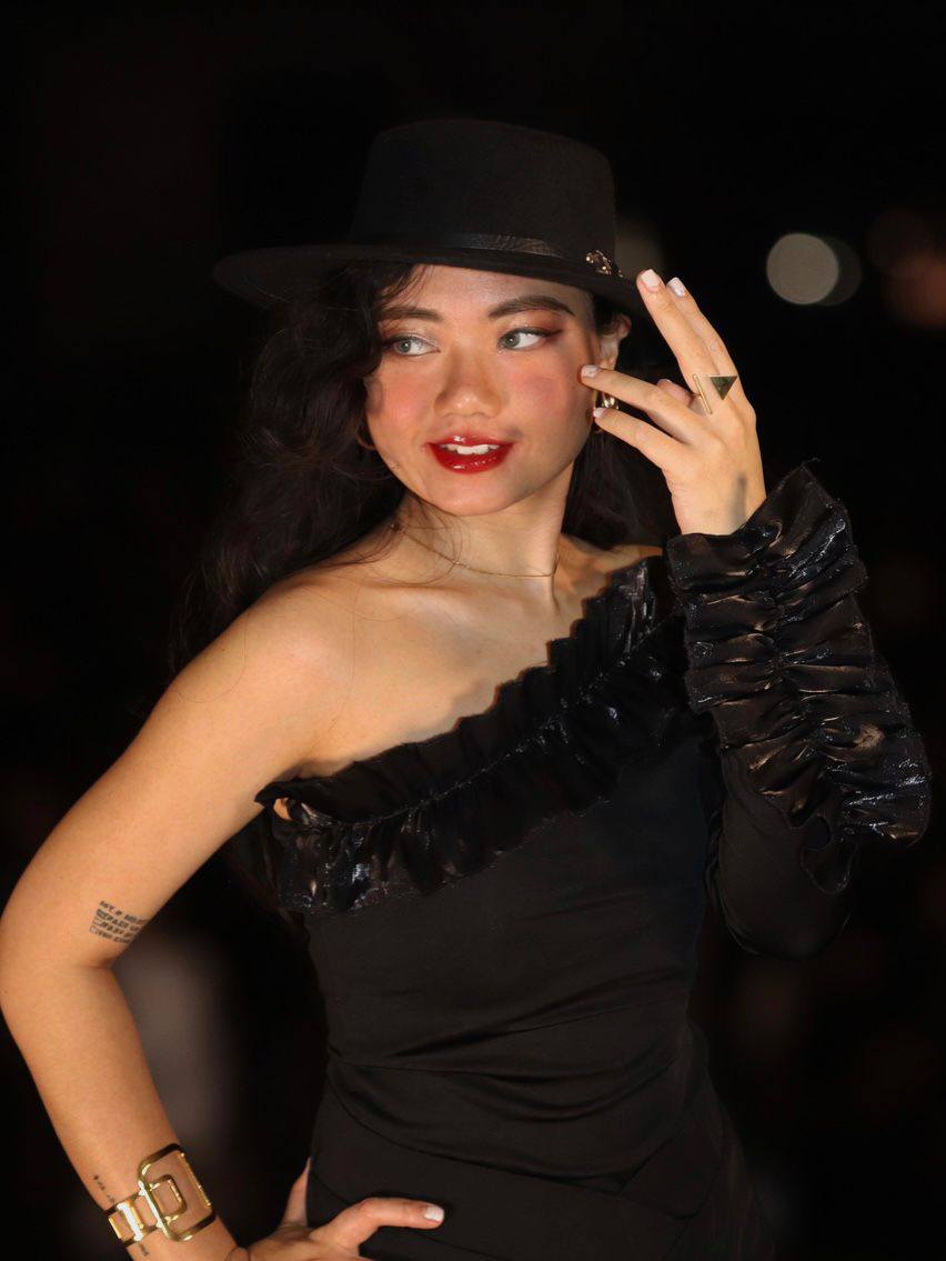 Jolynn J Chin