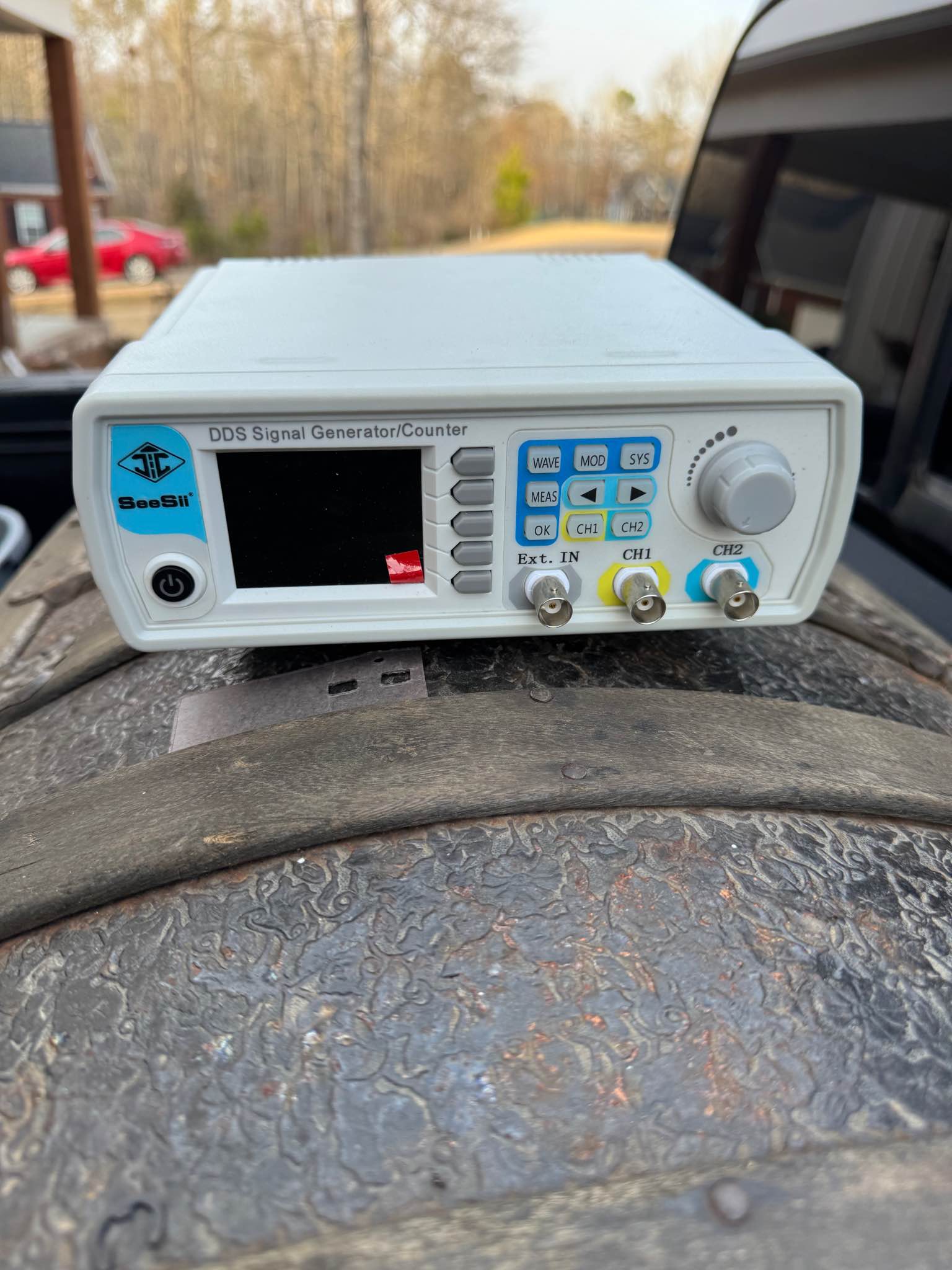 Icom IC-821, Leader testing equip., SeeSii DDS signal generator, & tons ...