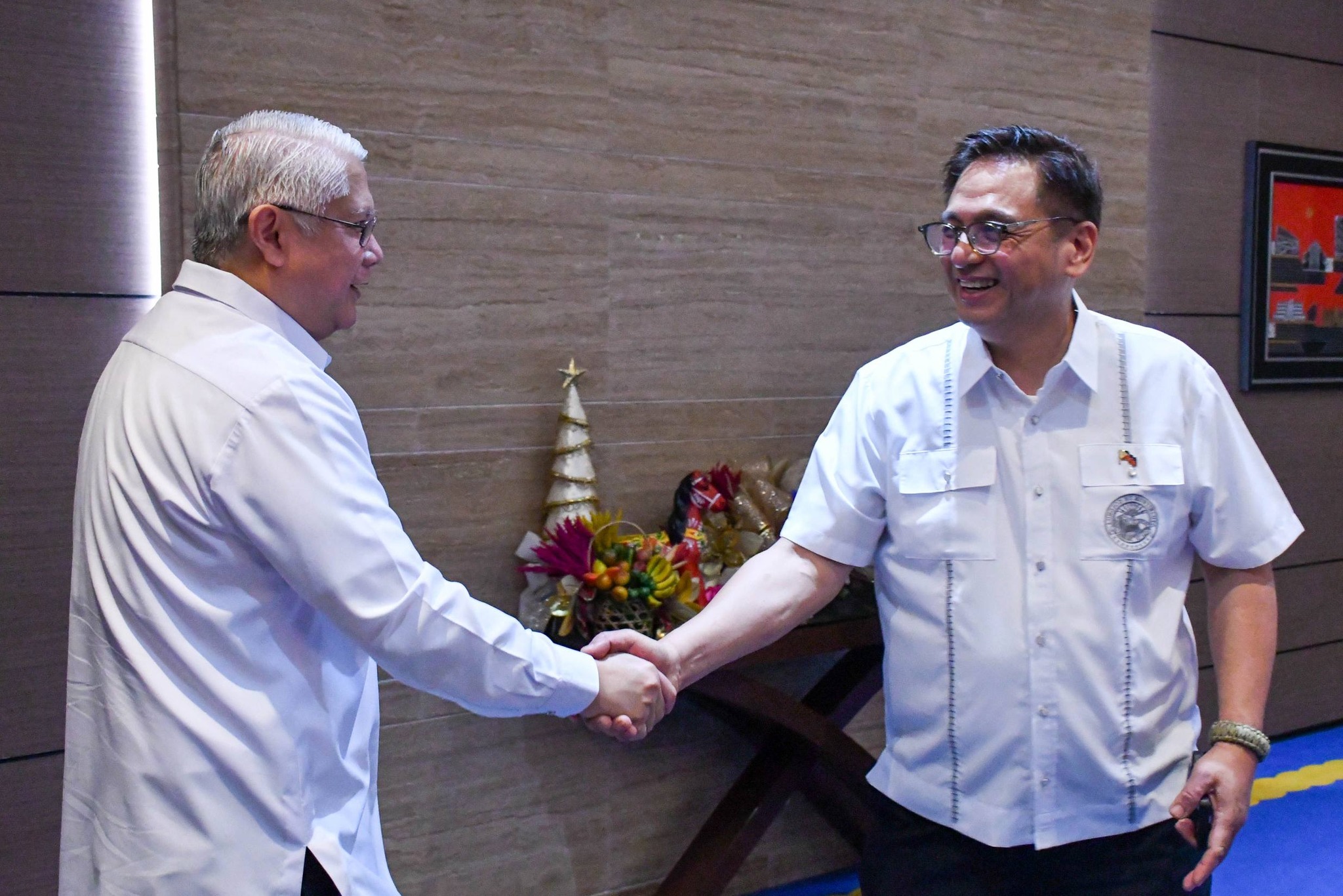 Ruffy - Busy day sa City Hall sa sunod-sunod na courtesy calls recently ...