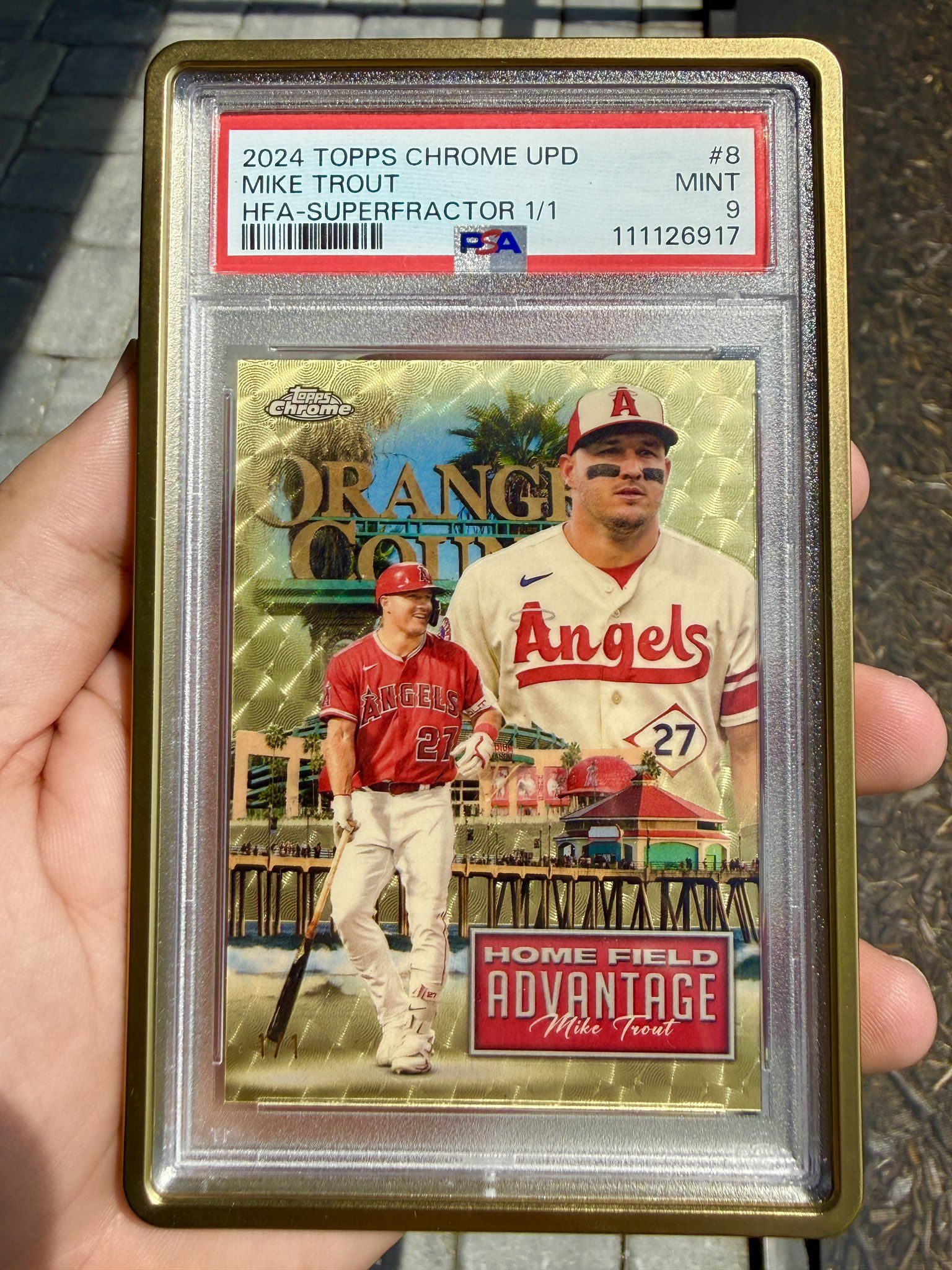 This Mike Trout Superfractor is BEAUTIFUL ? (? CardsMax/X)