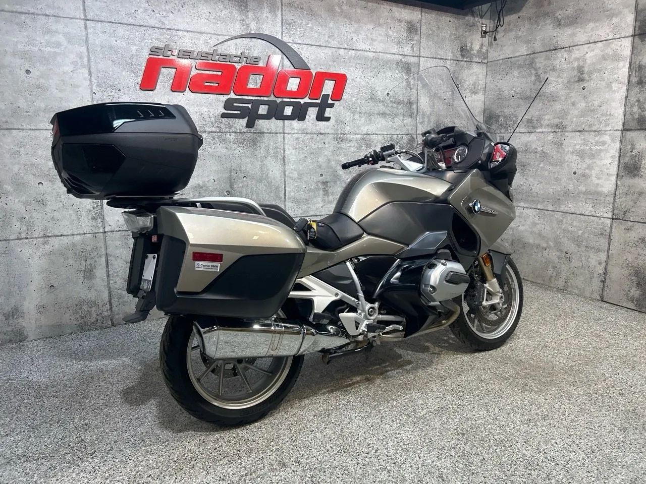 2016 BMW R1200RT - Motorcycles & Scooters - Saint-Eustache, Quebec ...