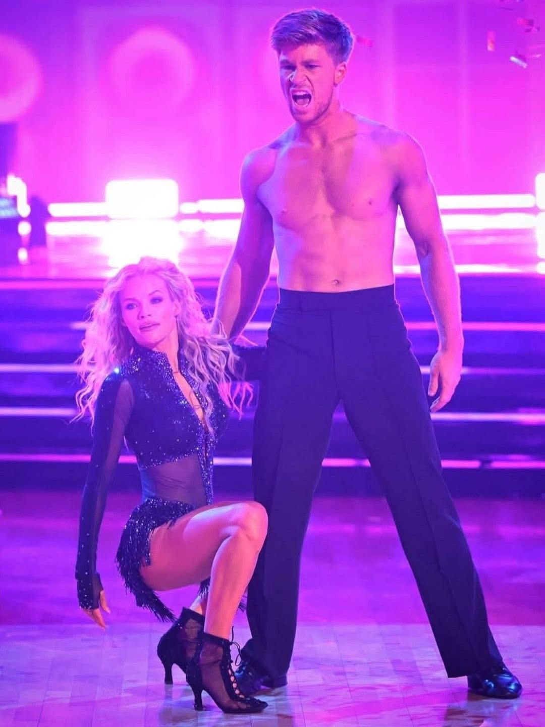 Robert Irwin on DWTS 🔥🔥🔥 - Music On The Rox | Facebook