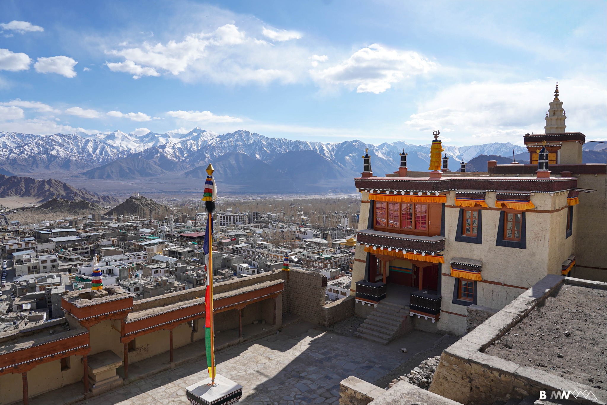 Breathe - Leh Palace (พระราชวังเลห์) สร้างตั้งแต่ต้นศตวรรษที่ 17 โดย ...
