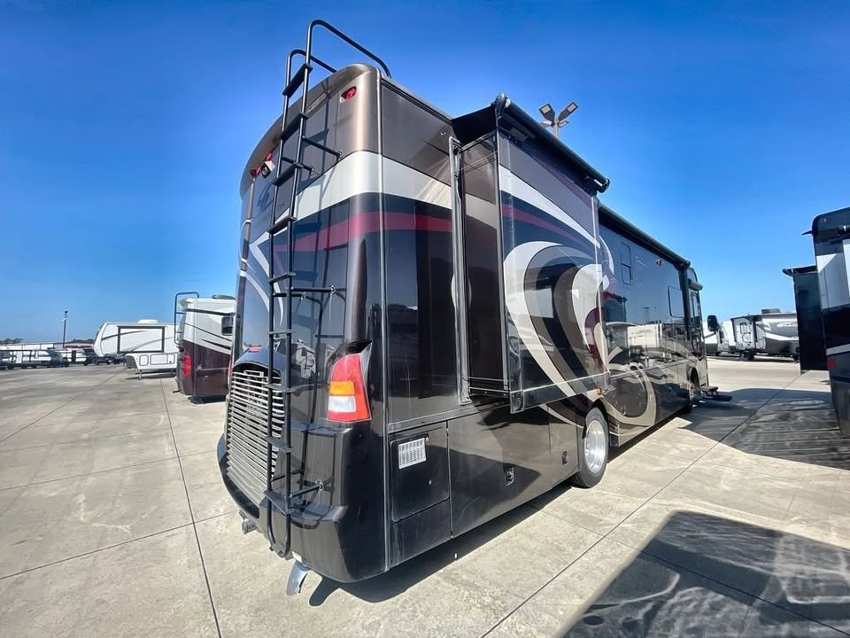 2015 Coachmen Cross Country 260DL Diesel, Sectional Couch - RVs ...