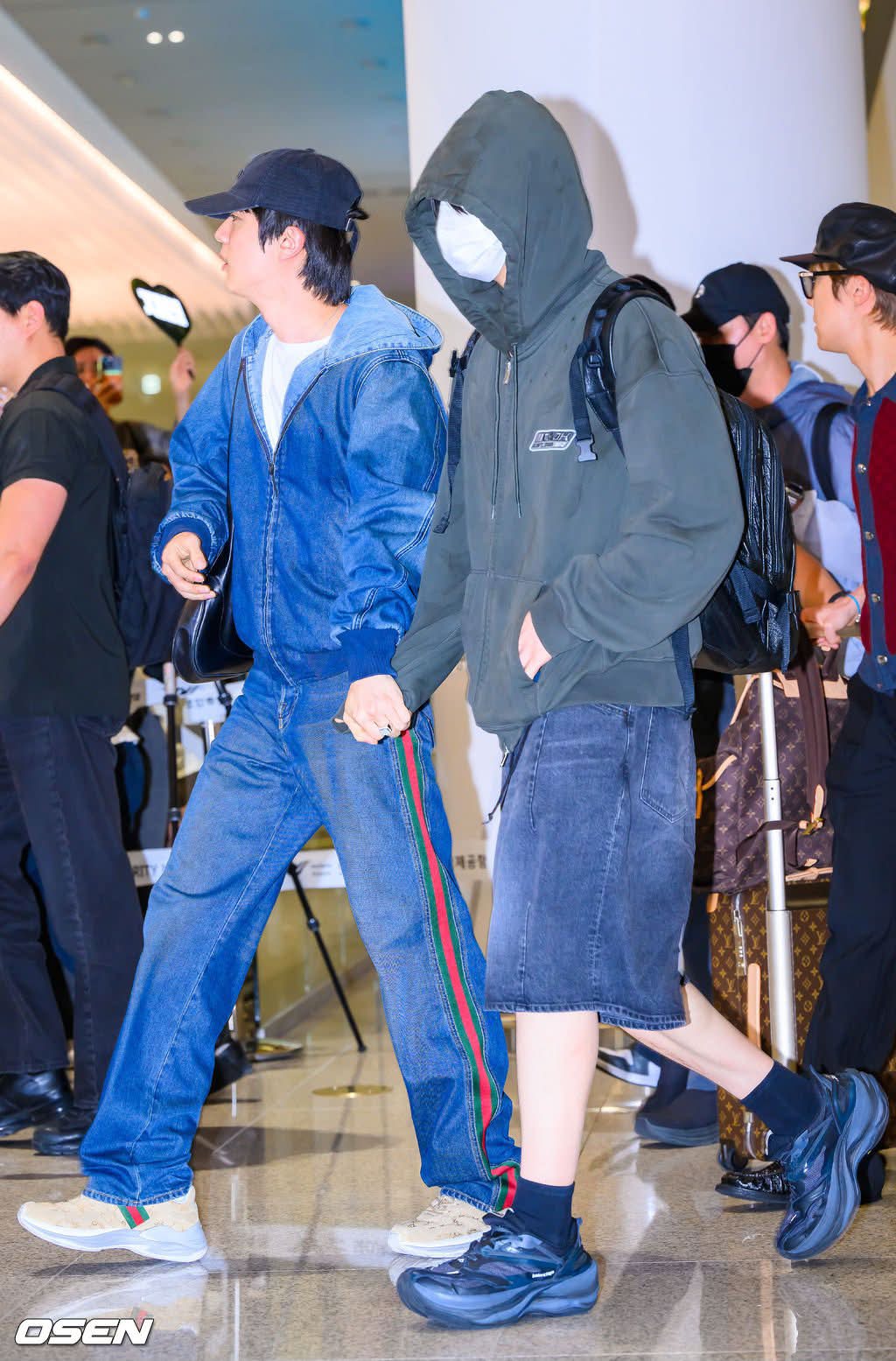 Bts Jungkook returns to Korea after travel