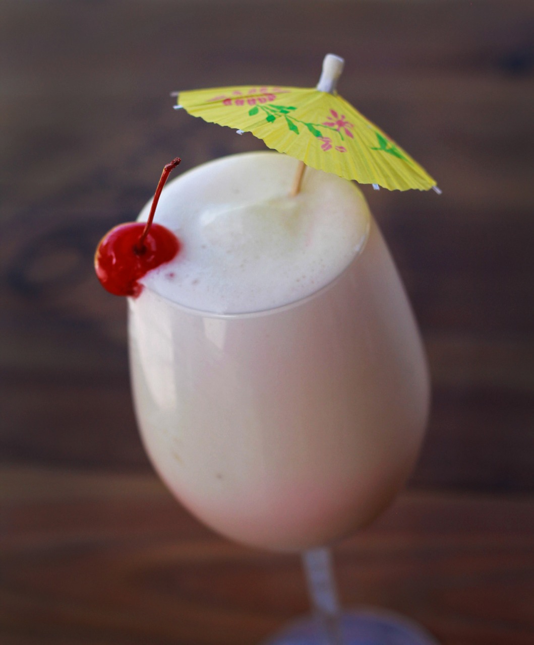 El Faro - Nuestra piña colada es una exquisita avalancha... | Facebook