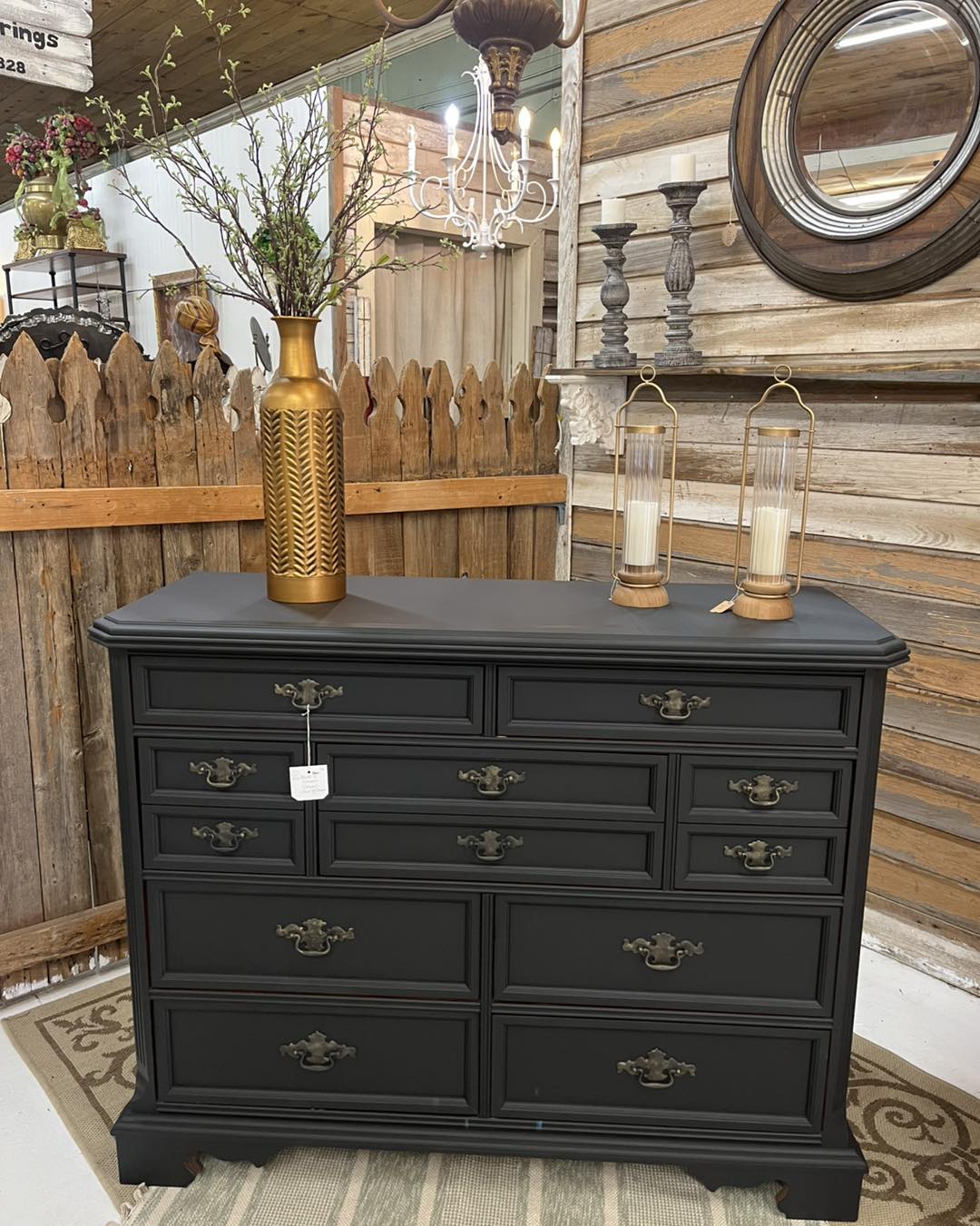 bassett black dresser SOLD!! New arrival- this tall elegant 9 drawer Dresser! # #blackdresser #bassettfurnituredresser #rustyroostervintageshops Modern dresser