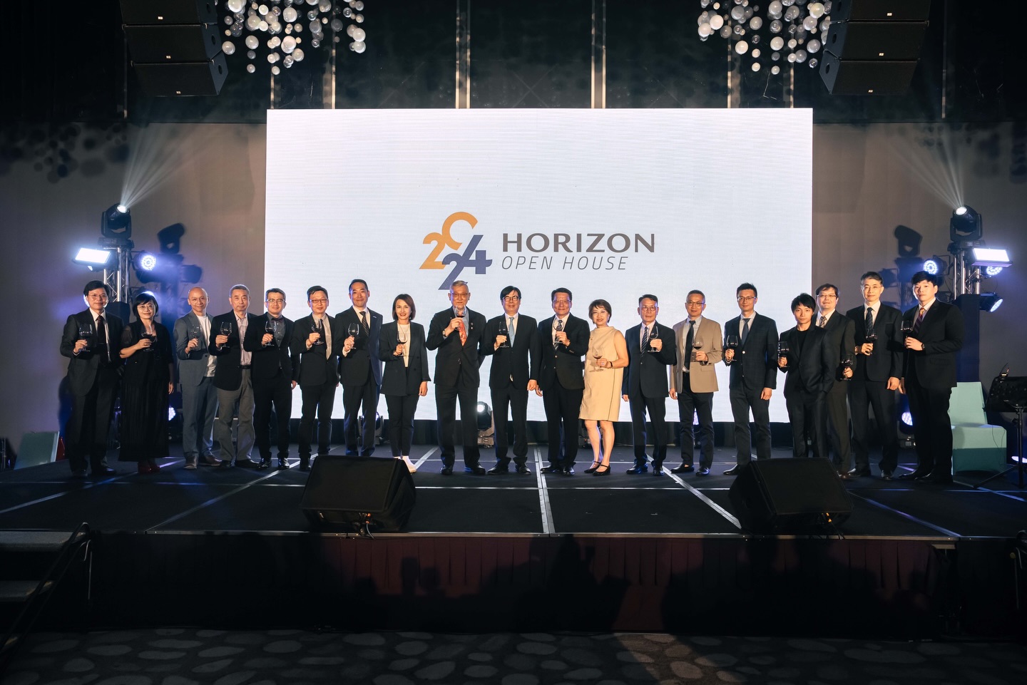 Horizon Yacht... - Horizon Yacht Australia and New Zealand
