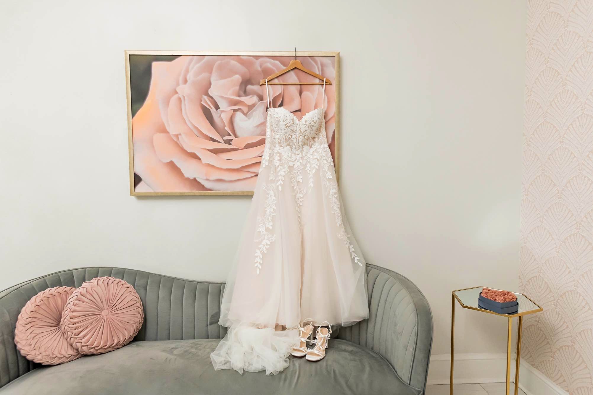 used wedding dresses myrtle beach sc Pre-owned near Beach, South Carolina Fancy frocks