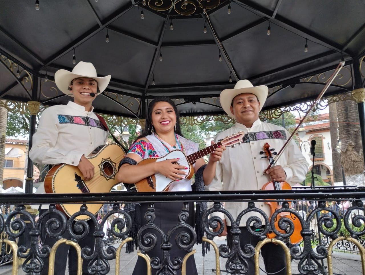 Staku y sus Huastecos | Huauchinango
