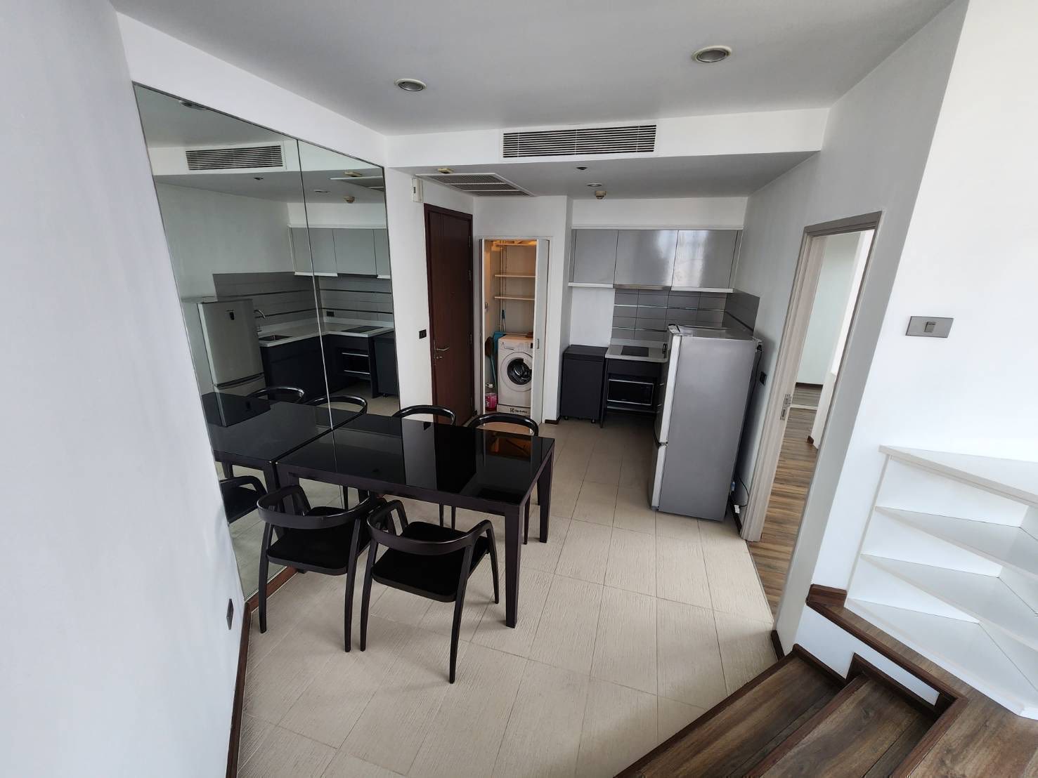Curated visual reference: Floor Three Condos For Rent In Reference: Condos For Rent