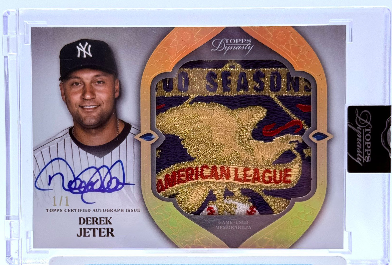 This Jacob DeGrom letter patch is CRAZY 🔥 What's the coolest
