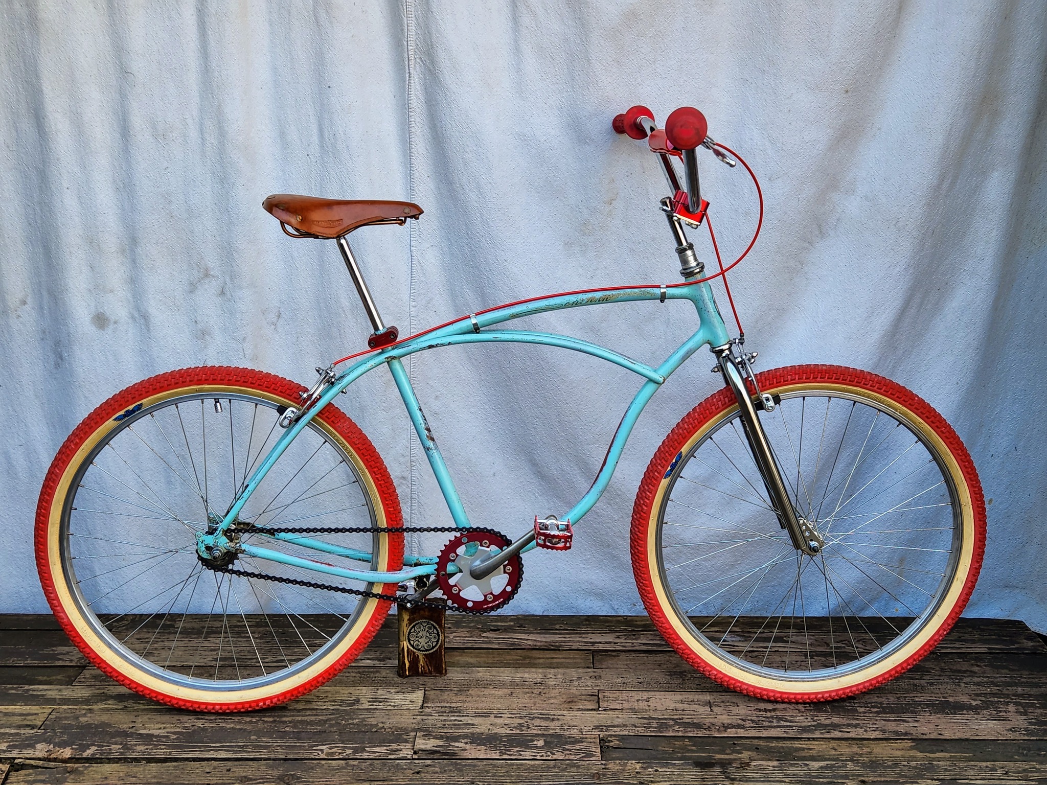 schwinn typhoon bicycle value Mens Vintage Bike Black 26? 1960s? AS-IS  Pocatello Market What is the value of