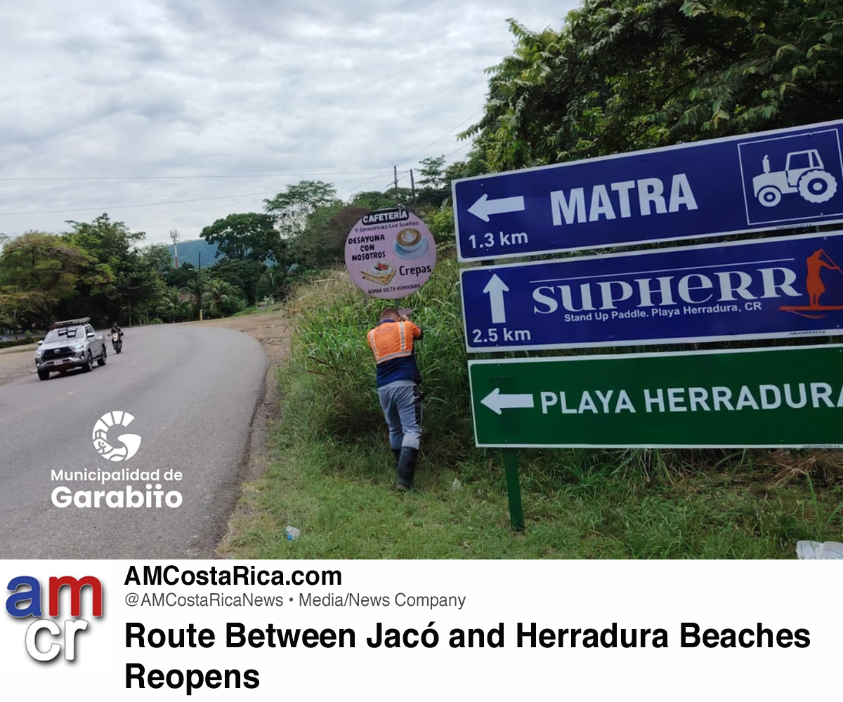 AM - (PHOTOS) A section of the road between Jacó and Herradura beaches ...