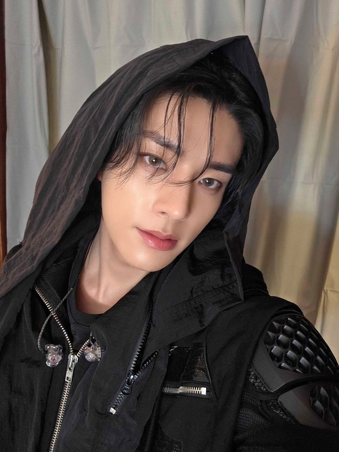 🦮🌟] 011126 — #제이크 WEVERSE POST “GDA❤️❤️🔥” #ENHYPEN #엔