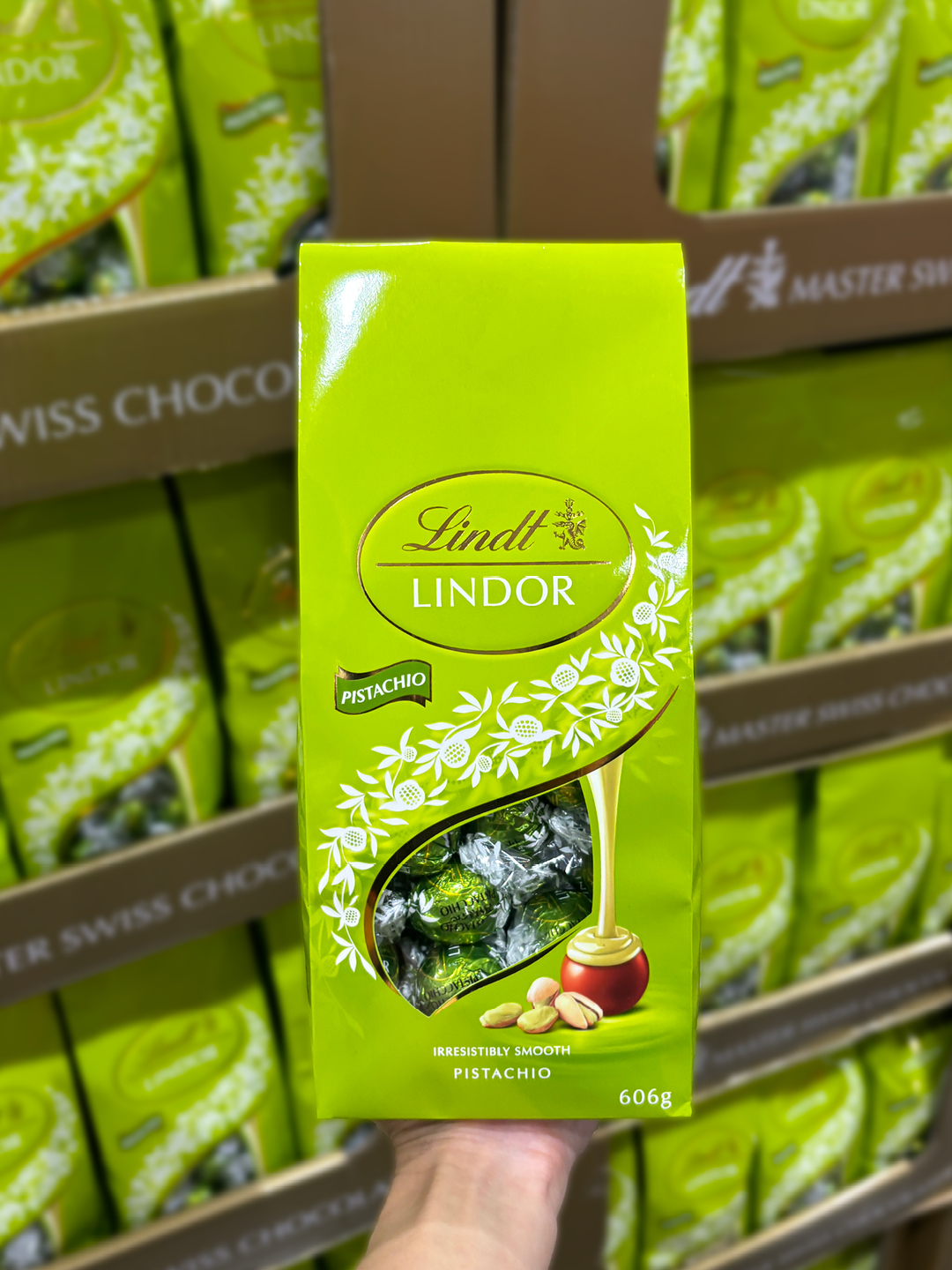 The ultimate pistachio indulgence. Rich, silky and impossible to