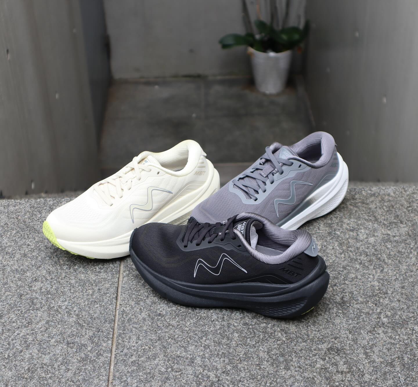 MBT - MBT-1000 LACE UP #mbt #mbtshoes #秋冬 #新作 #機能性シューズ 
