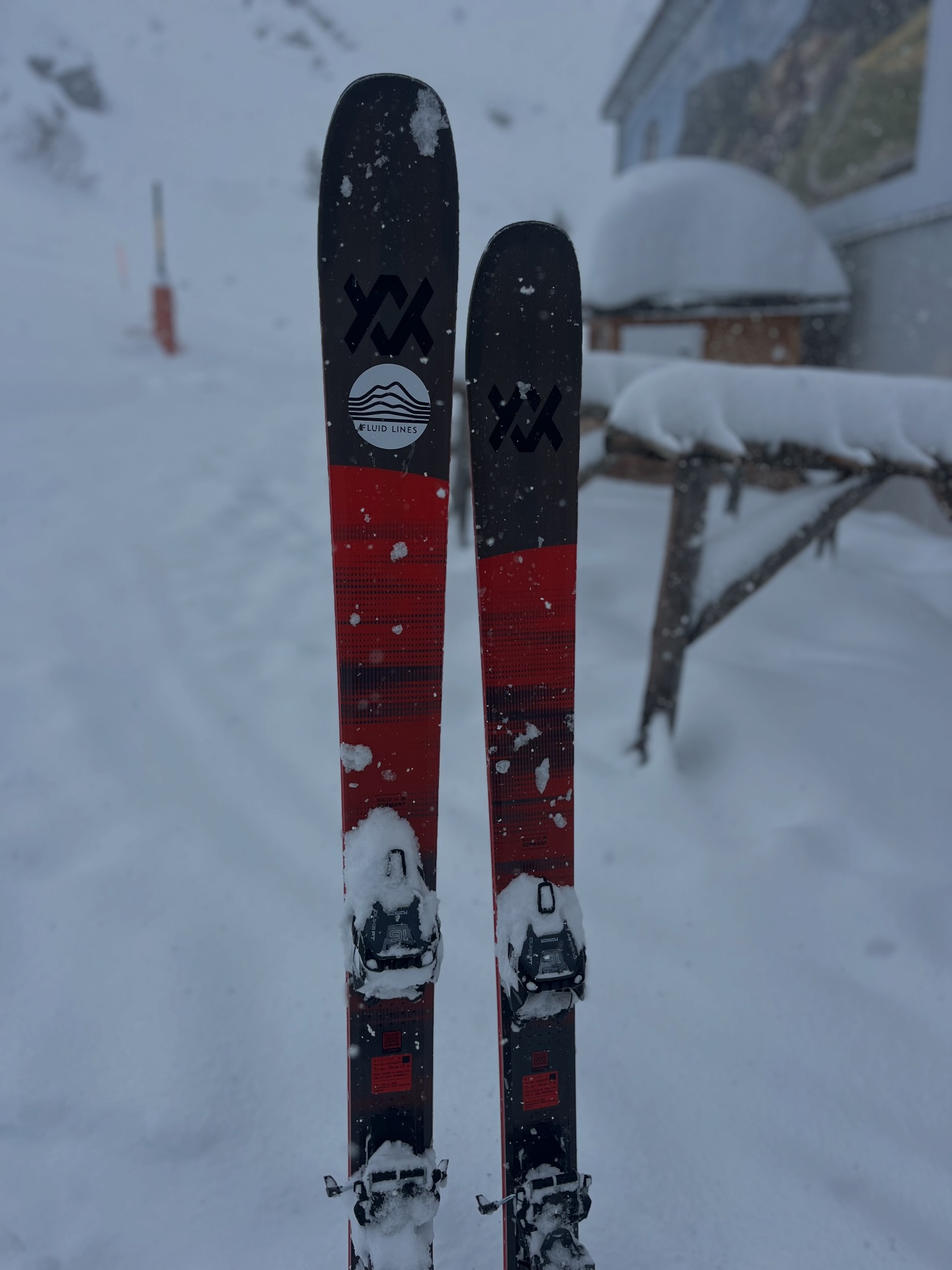The Völkl Blaze 94 is made for skiers who want one ski that truly 