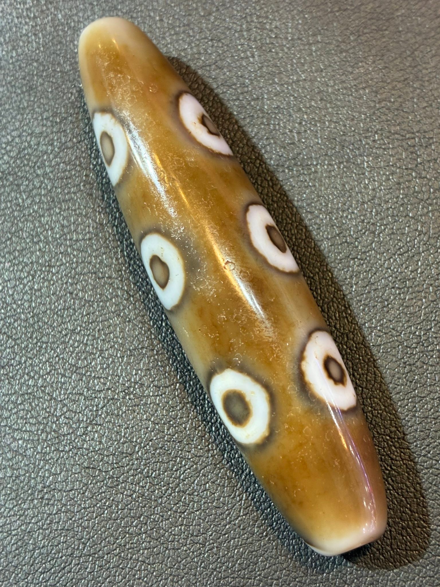 特殊六眼老料天珠结缘价💰RM300