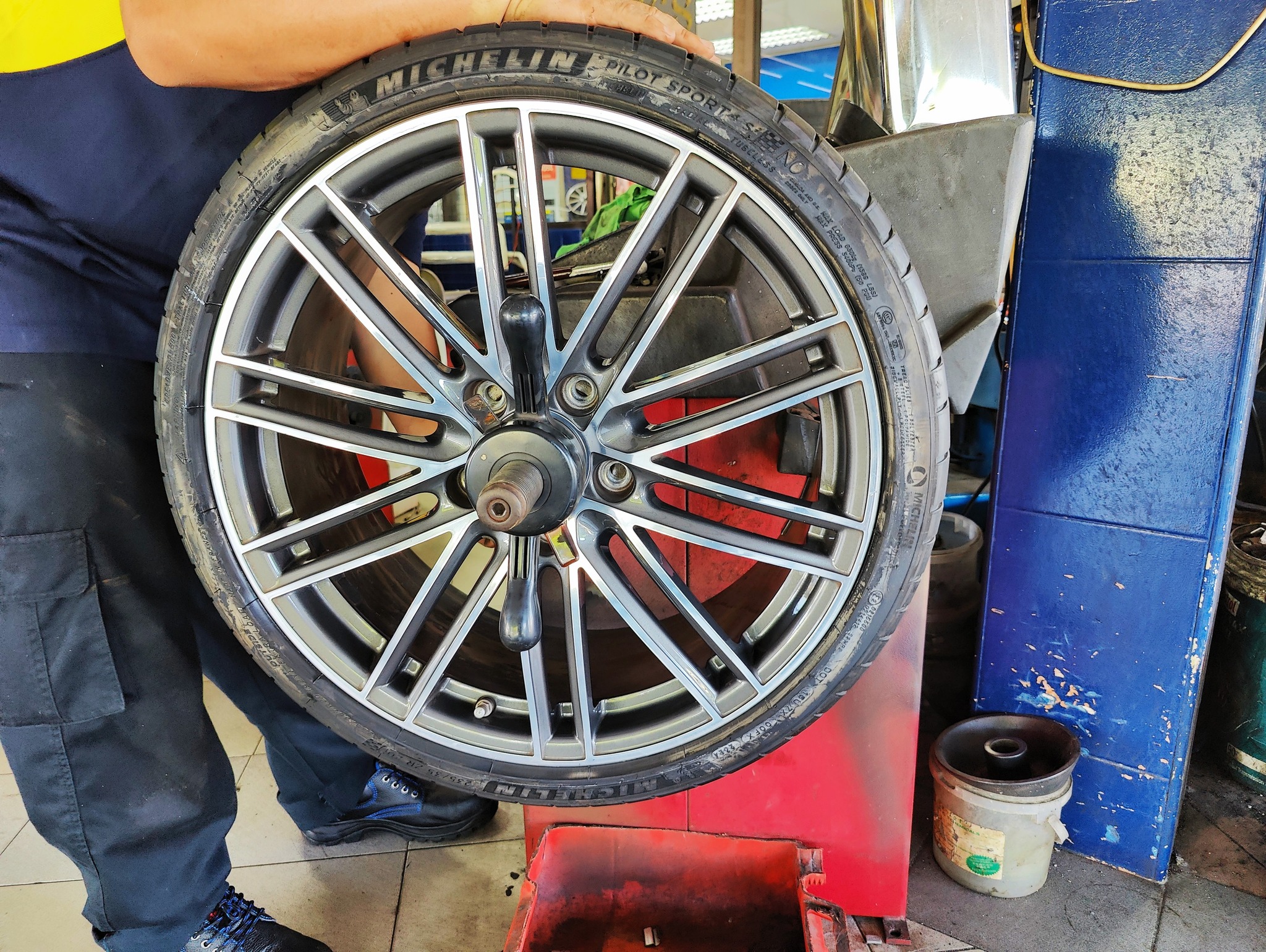 Michelin Pilot Sport 4S N0 PORSCHE 718 Cayman to replace All new 