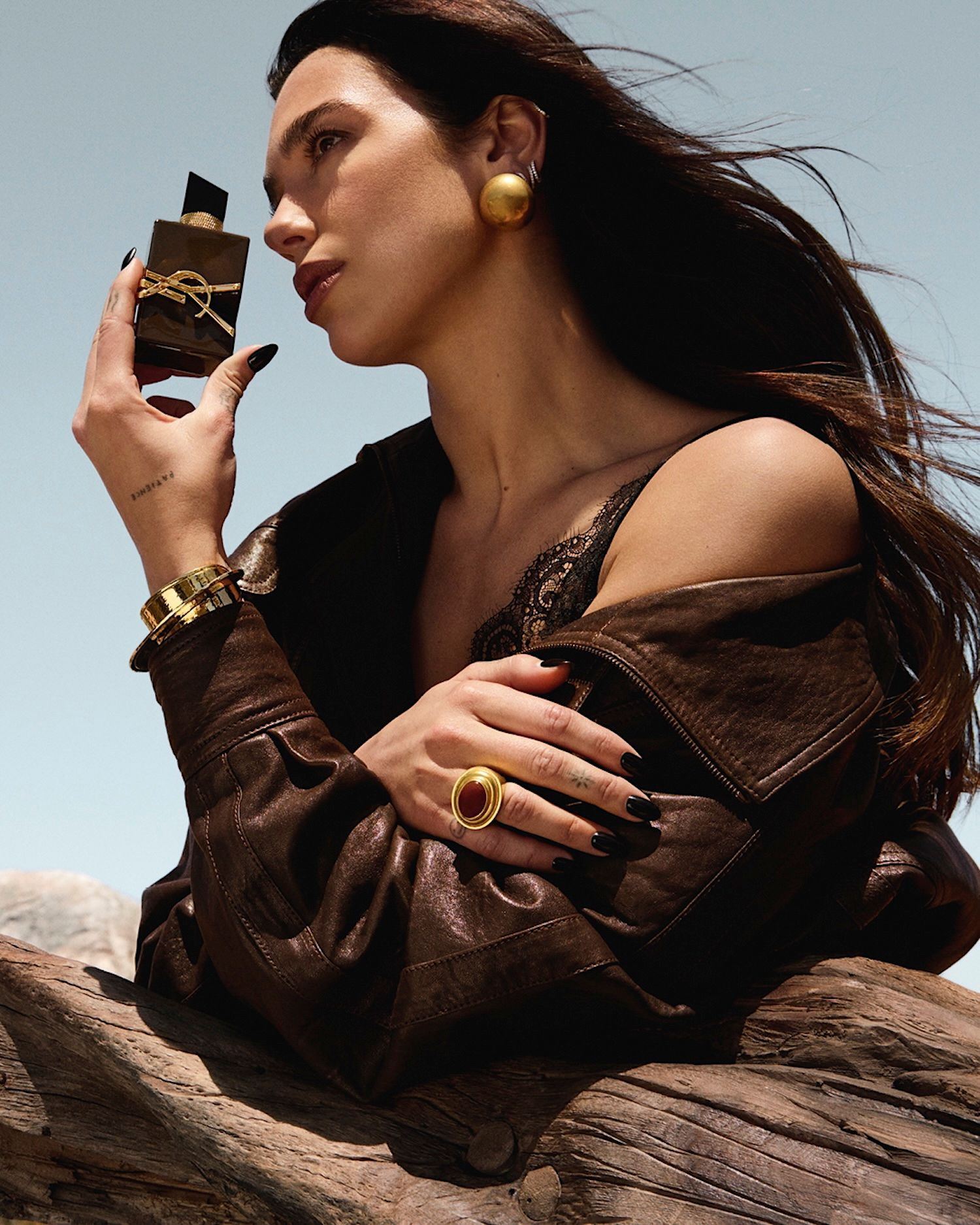VOGUE JAPAN - VOGUE JAPAN added a new photo.