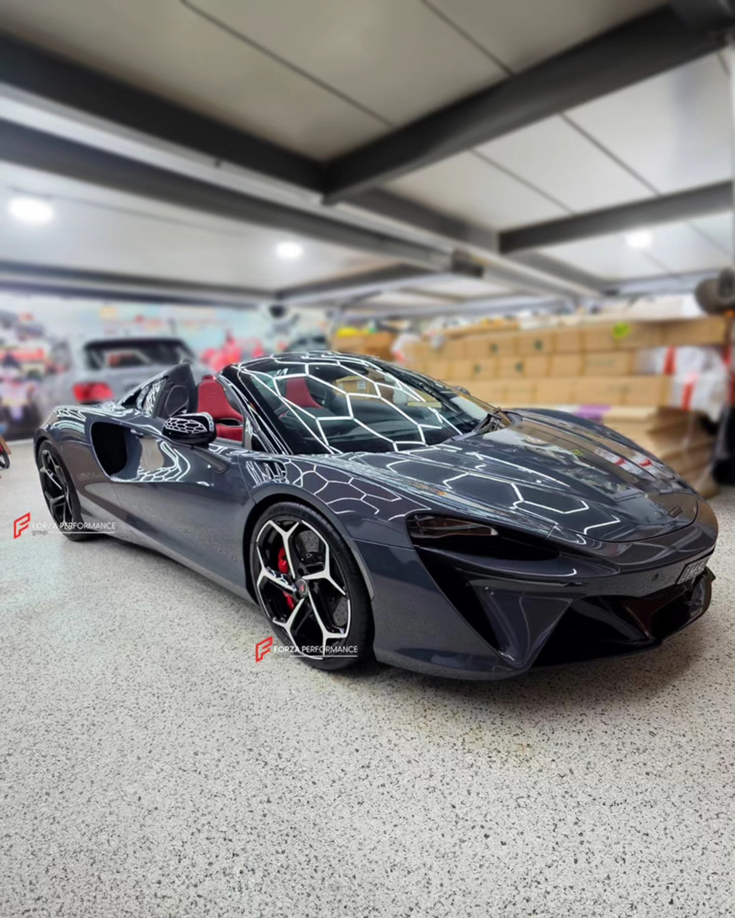 MCLAREN ARTURA SPIDER 2025 // NW-23 finished in Gloss Black with