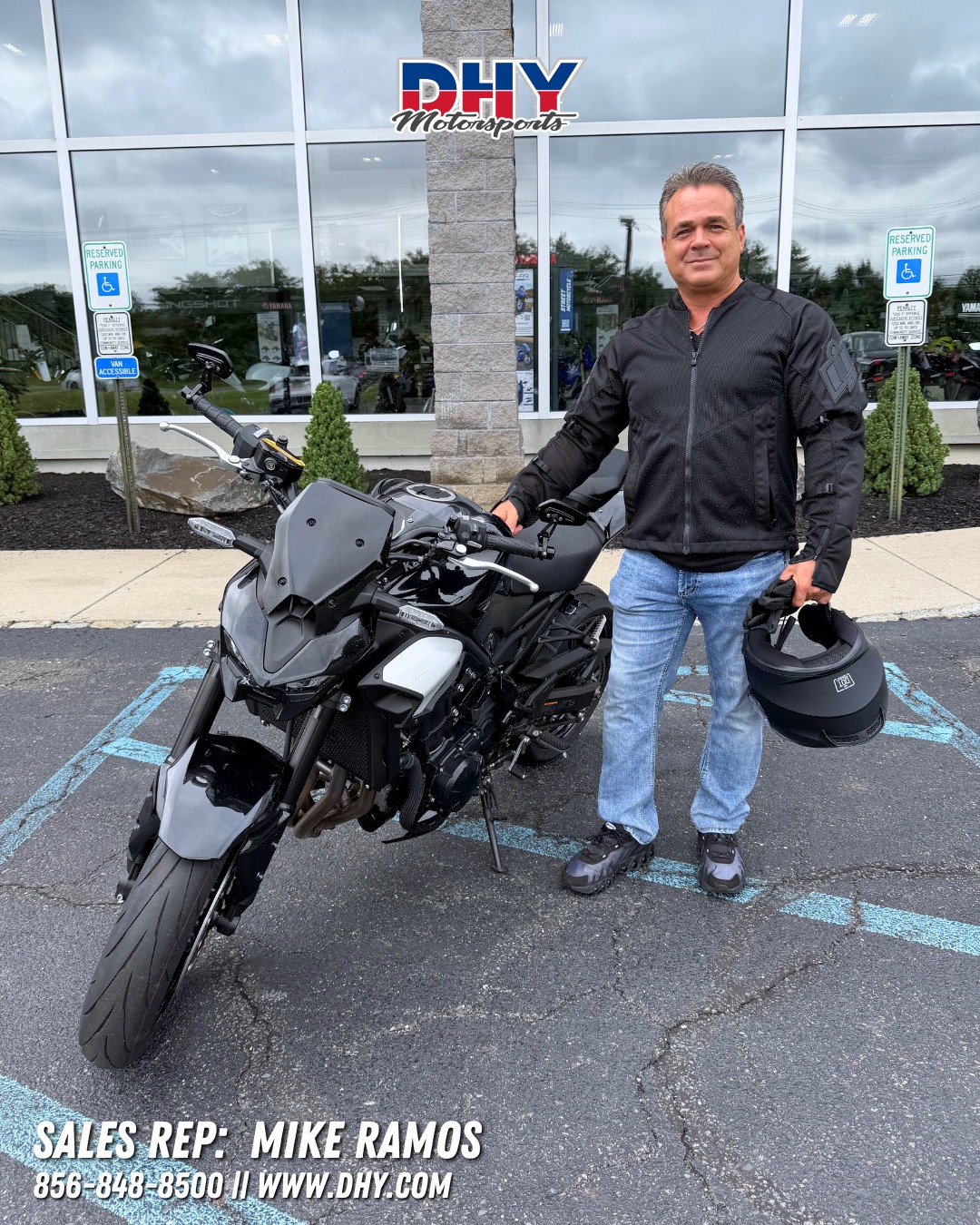 Nick buys pre-owned Kawasaki Z900 ABS at DHY Motorsports