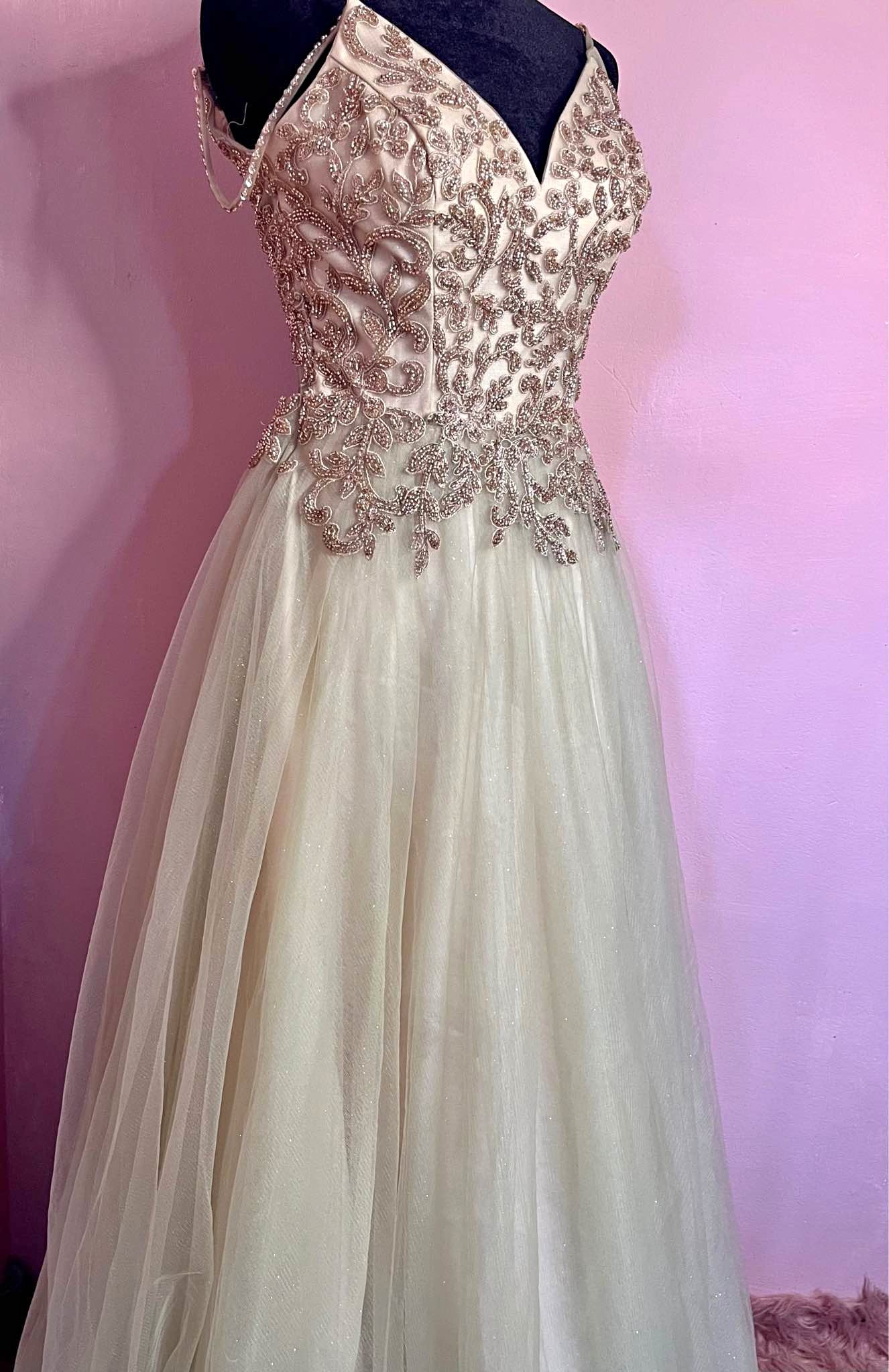 Formal Dresses for sale in Chaguanas, Trinidad and Tobago