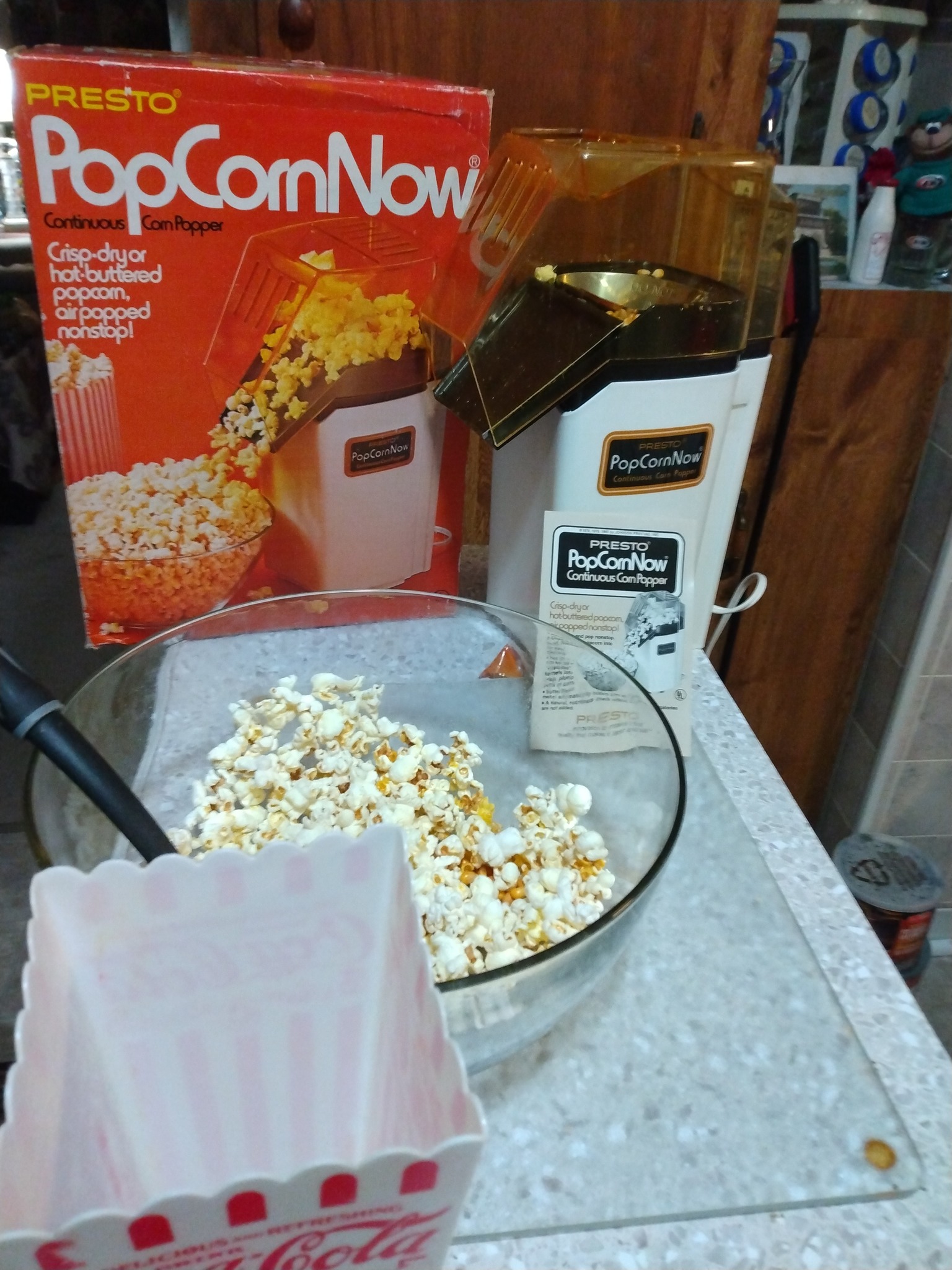 My new 1978 presto popcorn 🍿 machine !