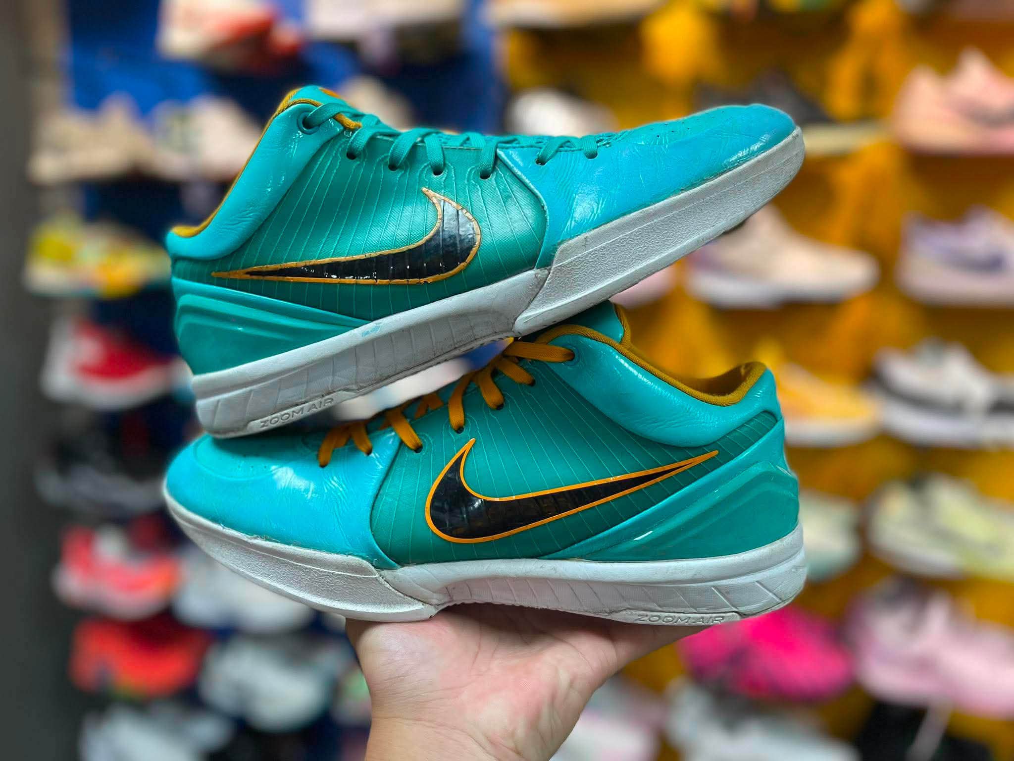 Sẵn Kobe 4 underfearted