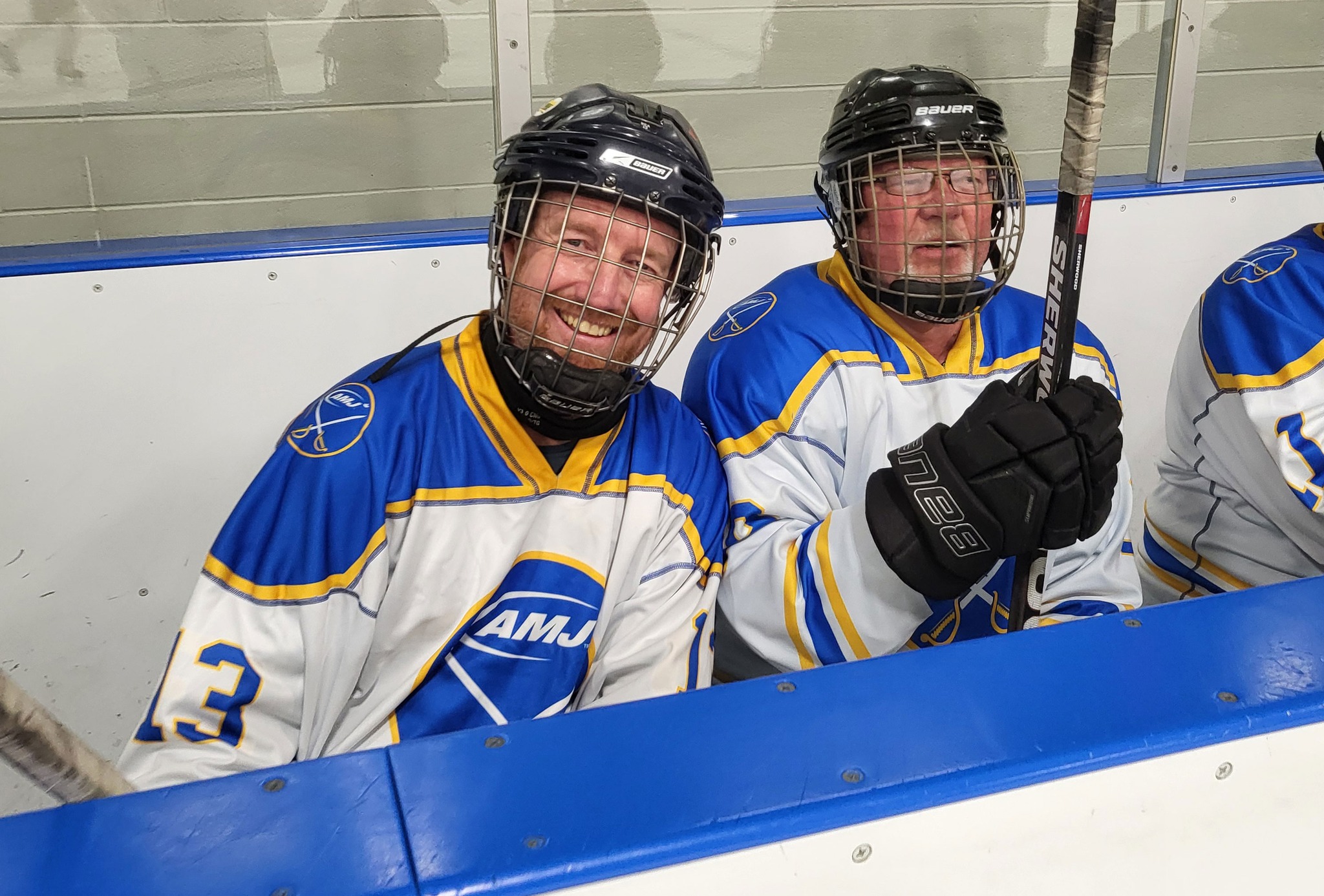 Burlington Oldtimers... - Burlington Oldtimers Hockey Club