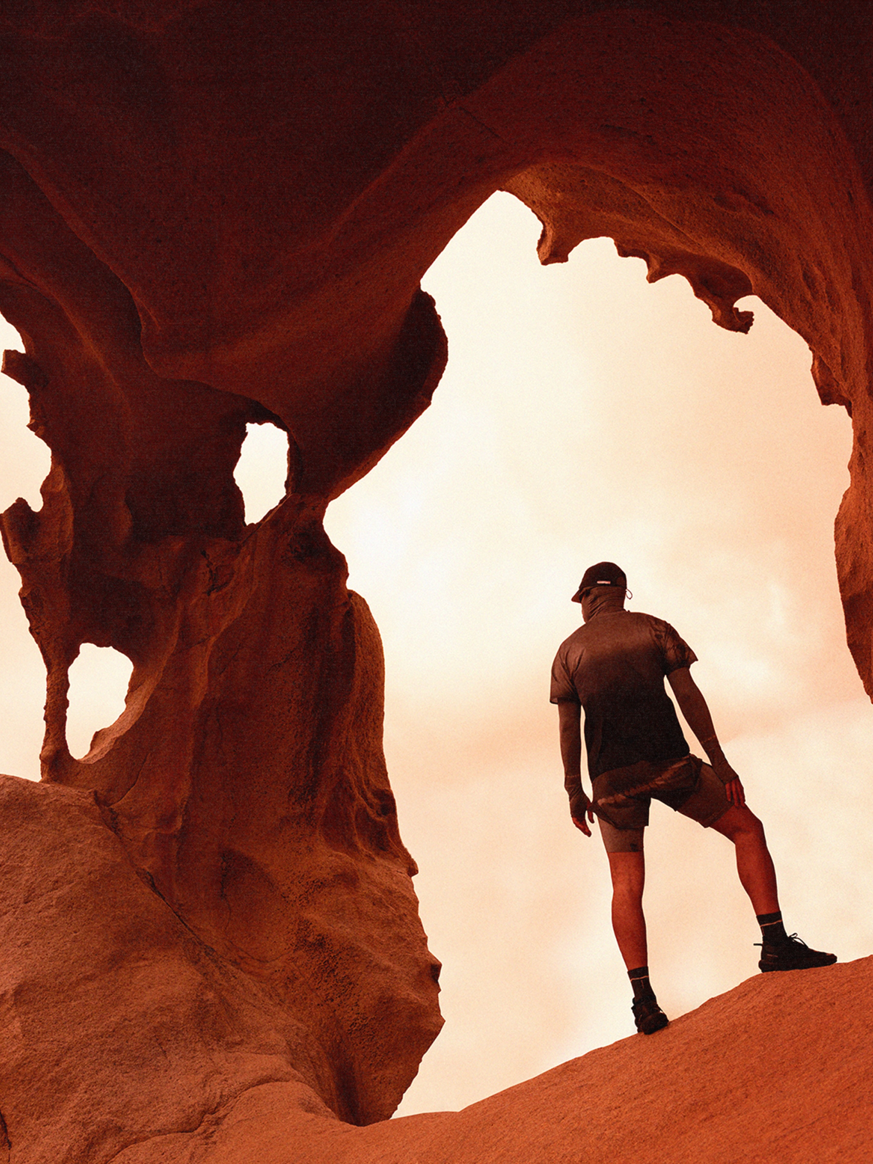 Heat enters and the system answers. Dare to meet the sandscape at