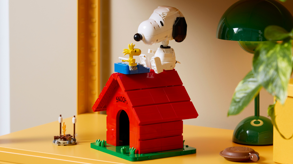 LEGO has revealed its first-ever Peanuts: Snoopy set, built up of