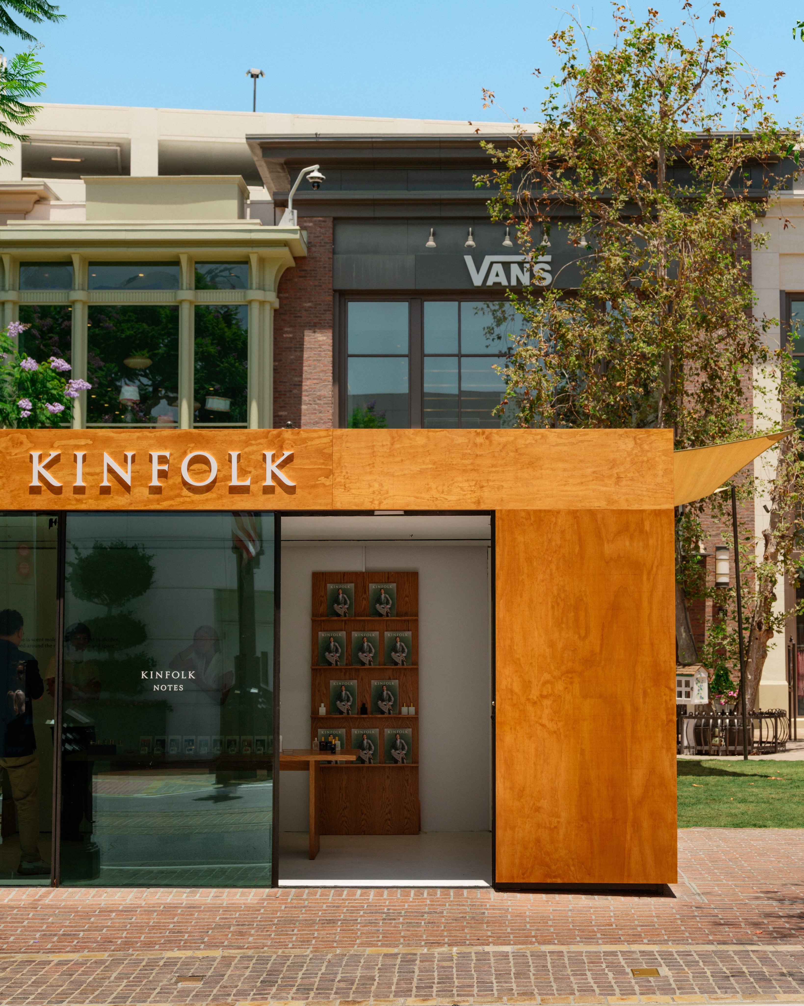 Experience the Kinfolk Notes 킨포크 노츠 Pop-Up before it closes