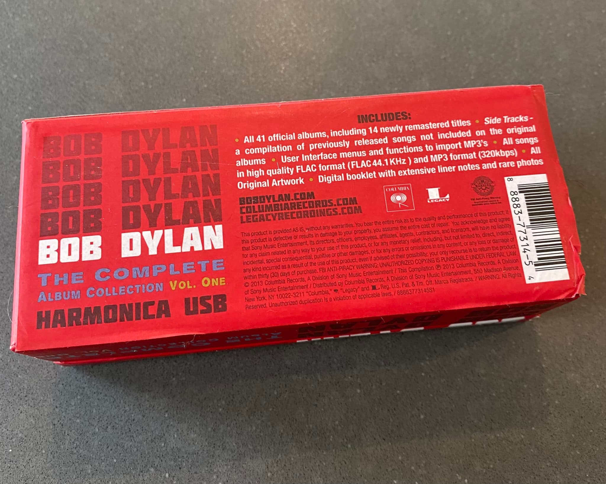 What is the deal with non-limited edition Bob Dylan harmonica USB?