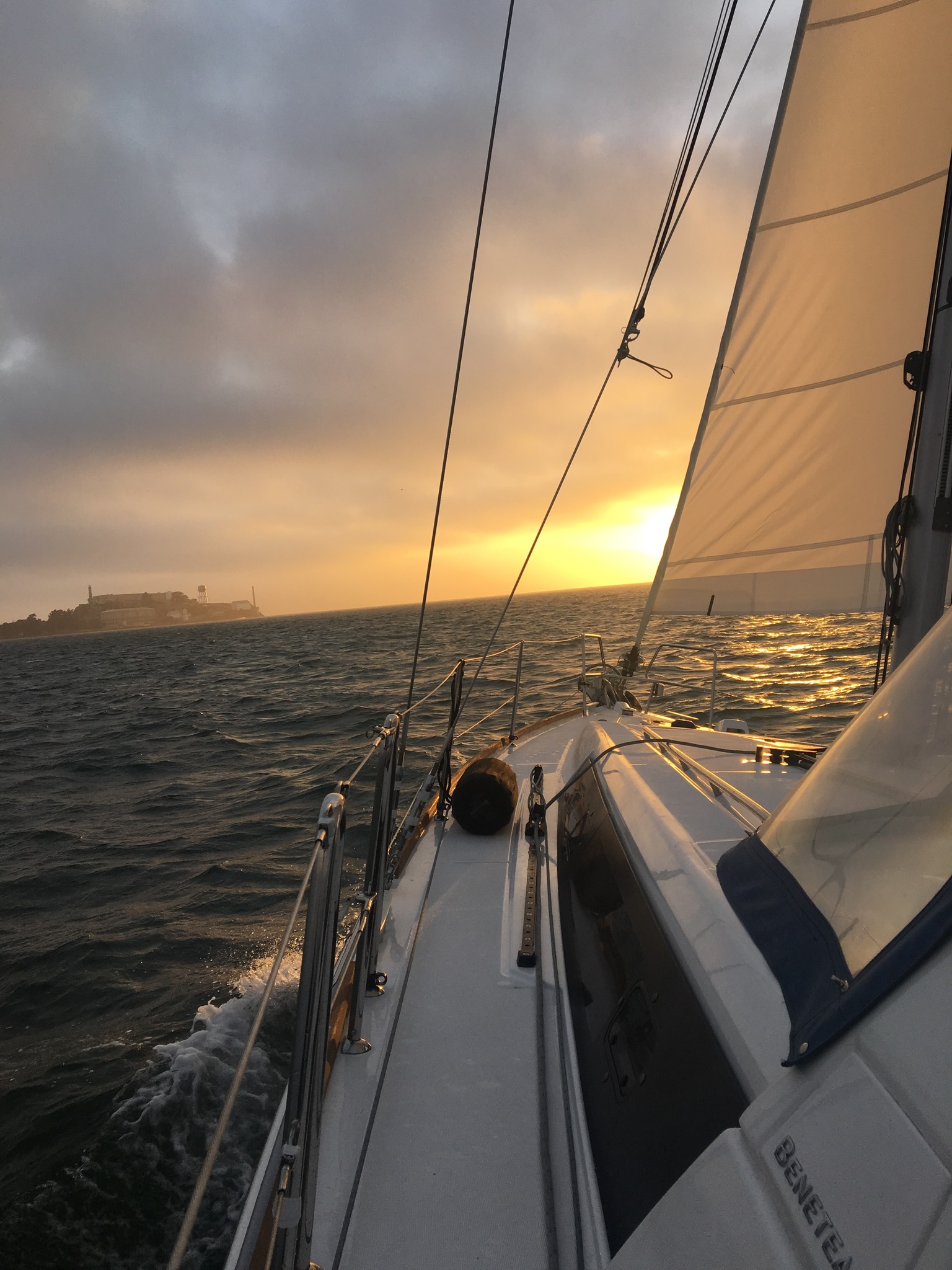 Spinnaker - What a beautiful day to learn how to use the Spinnaker sail ...