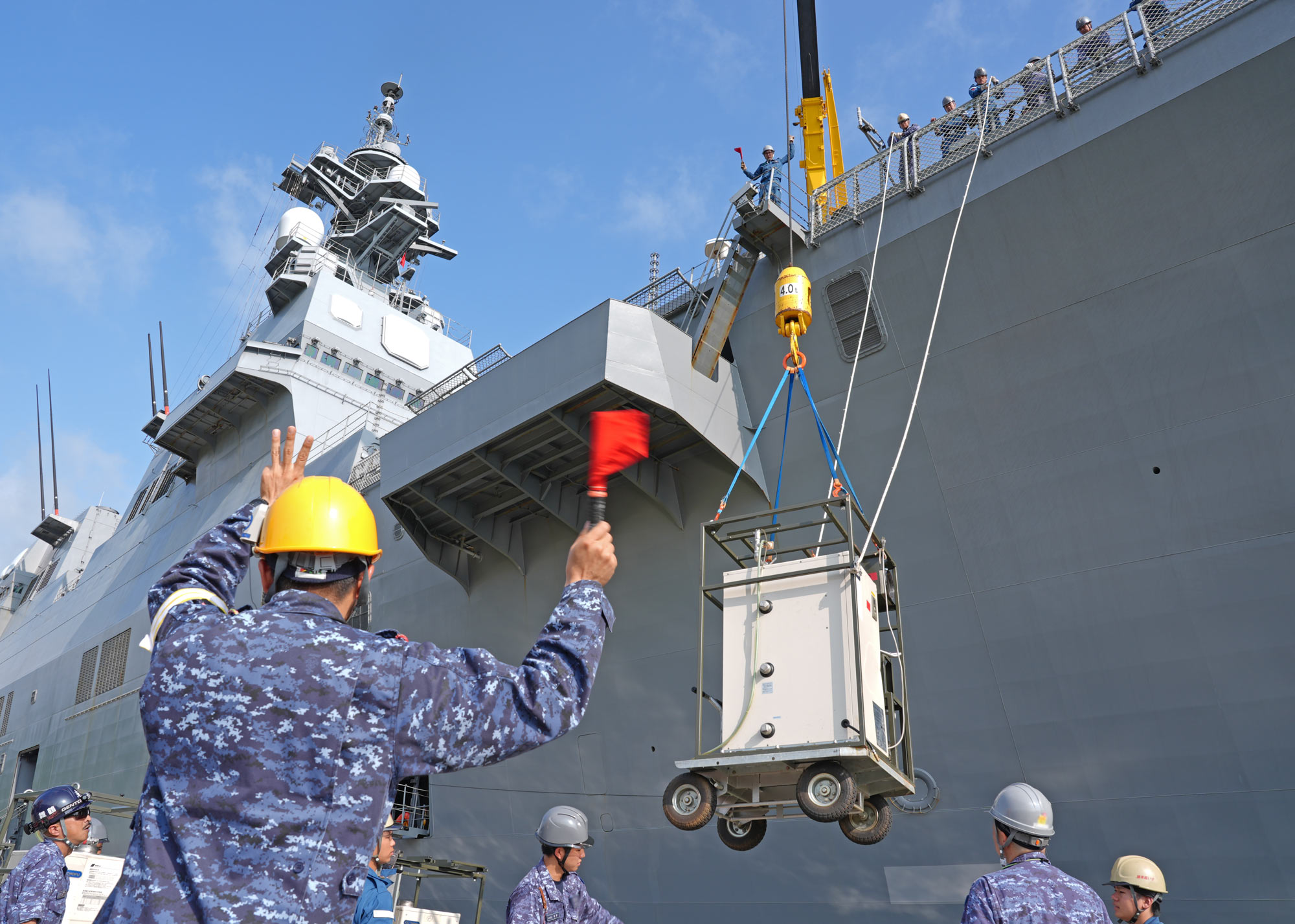 海上自衛隊　小笠原諸島返還記念 平成30年6月30日～7月1日、「小笠原諸島返還50周年記念行事」に海上