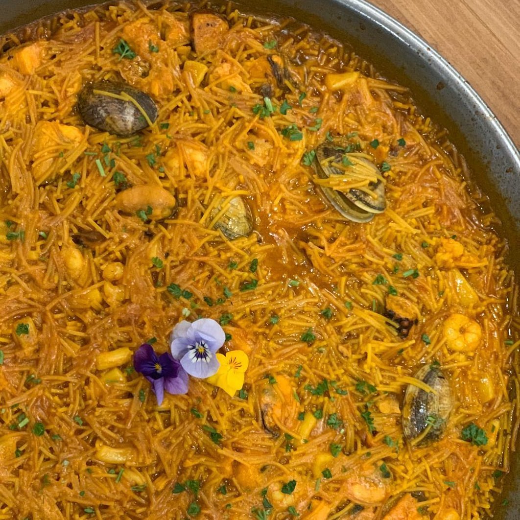 Un Mar de Arroces - Fideuá del Mar, Delicioso. Pruébalo en www ...