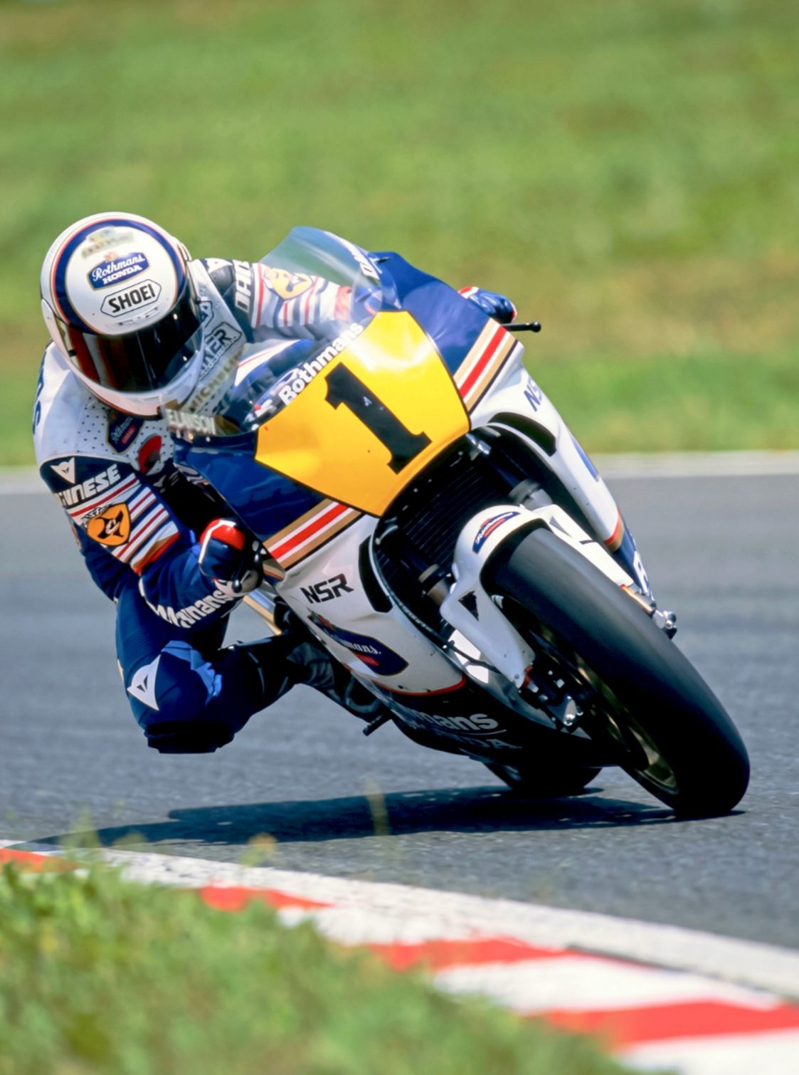 Eddie Lawson's historic 1989 GP500 championship win with Rothmans