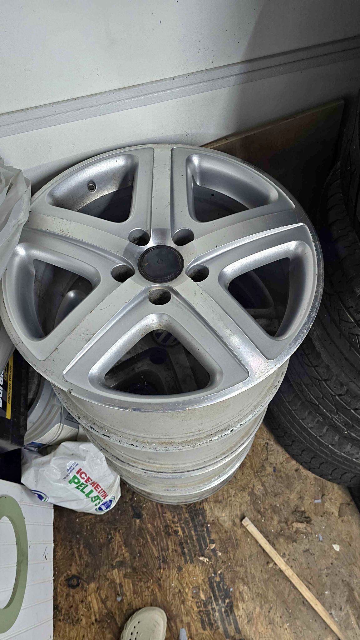 Rims 17 - Car Wheels, Tires & Parts - Boston, Massachusetts | Facebook ...