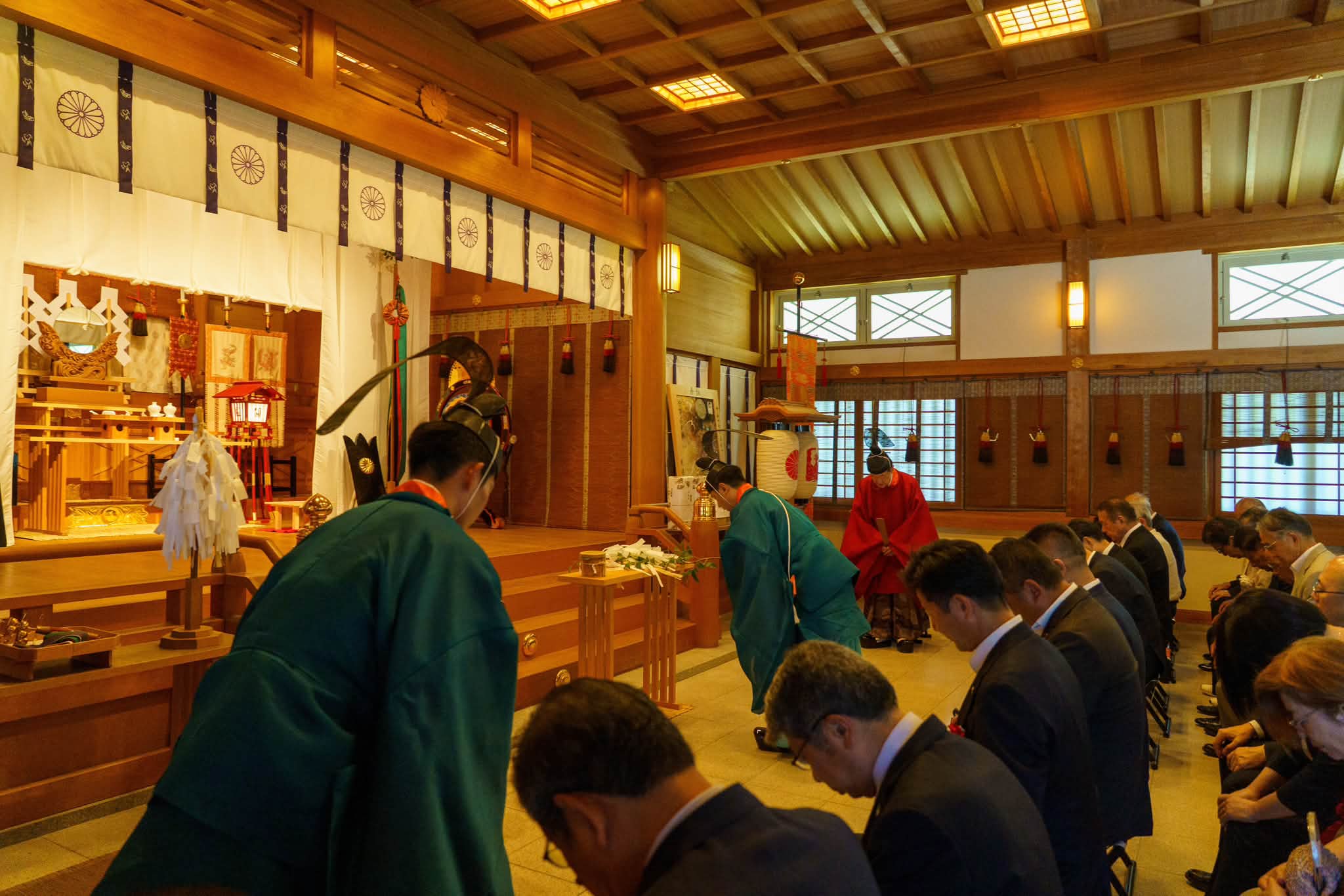 根上がり札」 皆様、新年明けましておめでとうございます。 本年も皆様