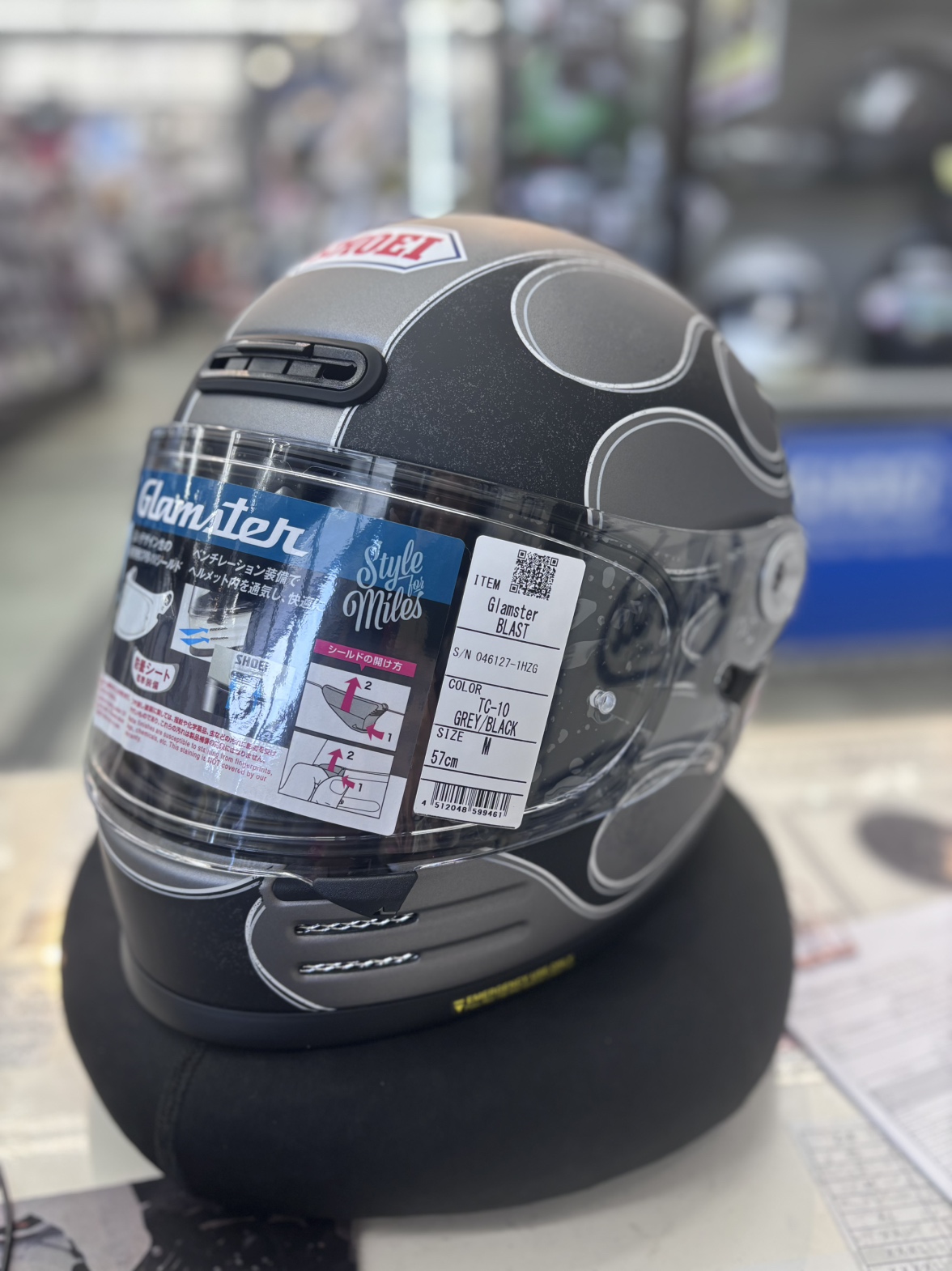GWセール開催中の東大阪店です♥️ SHOEI グラムスターBLAST TC-10