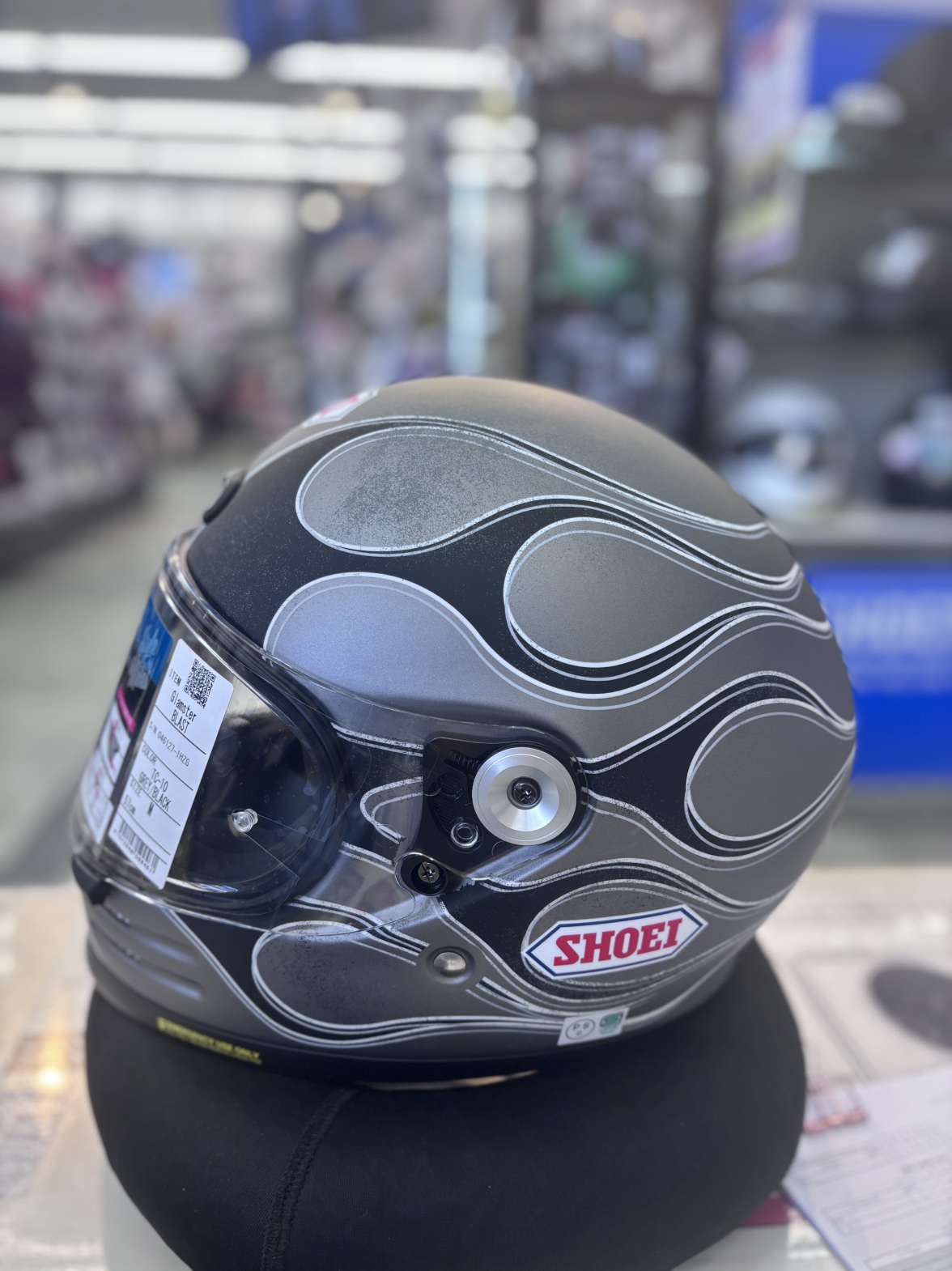 GWセール開催中の東大阪店です♥️ SHOEI グラムスターBLAST TC-10